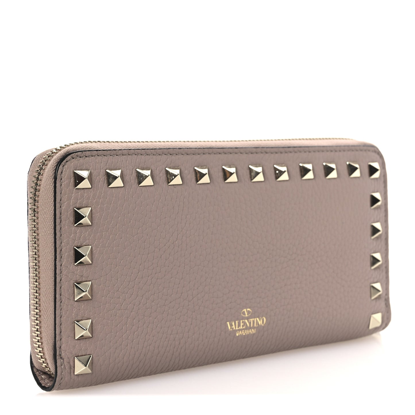 Pebbled Calfskin Rockstud Zip Around Wallet Poudre