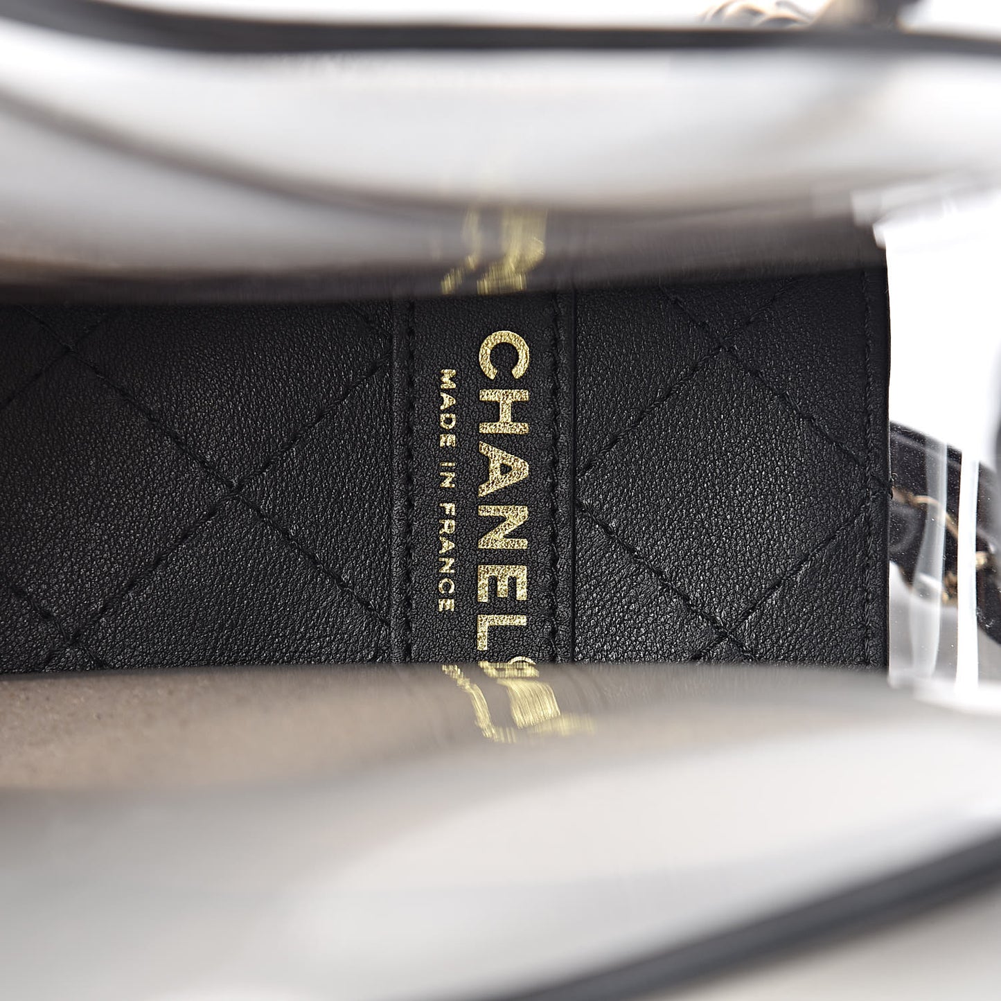 Lambskin PVC Medium Coco Sand Flap Black