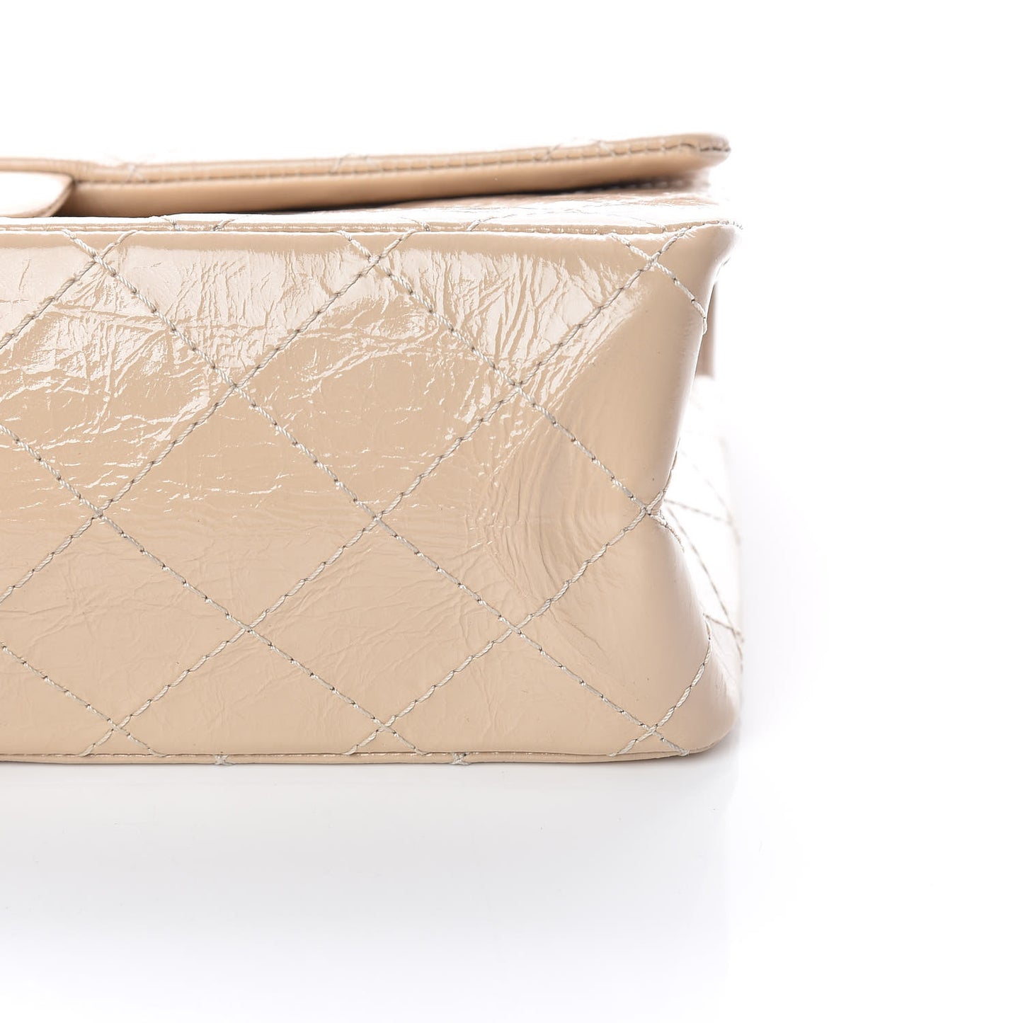 Distressed Patent Quilted 2.55 Reissue 226 Flap Beige
