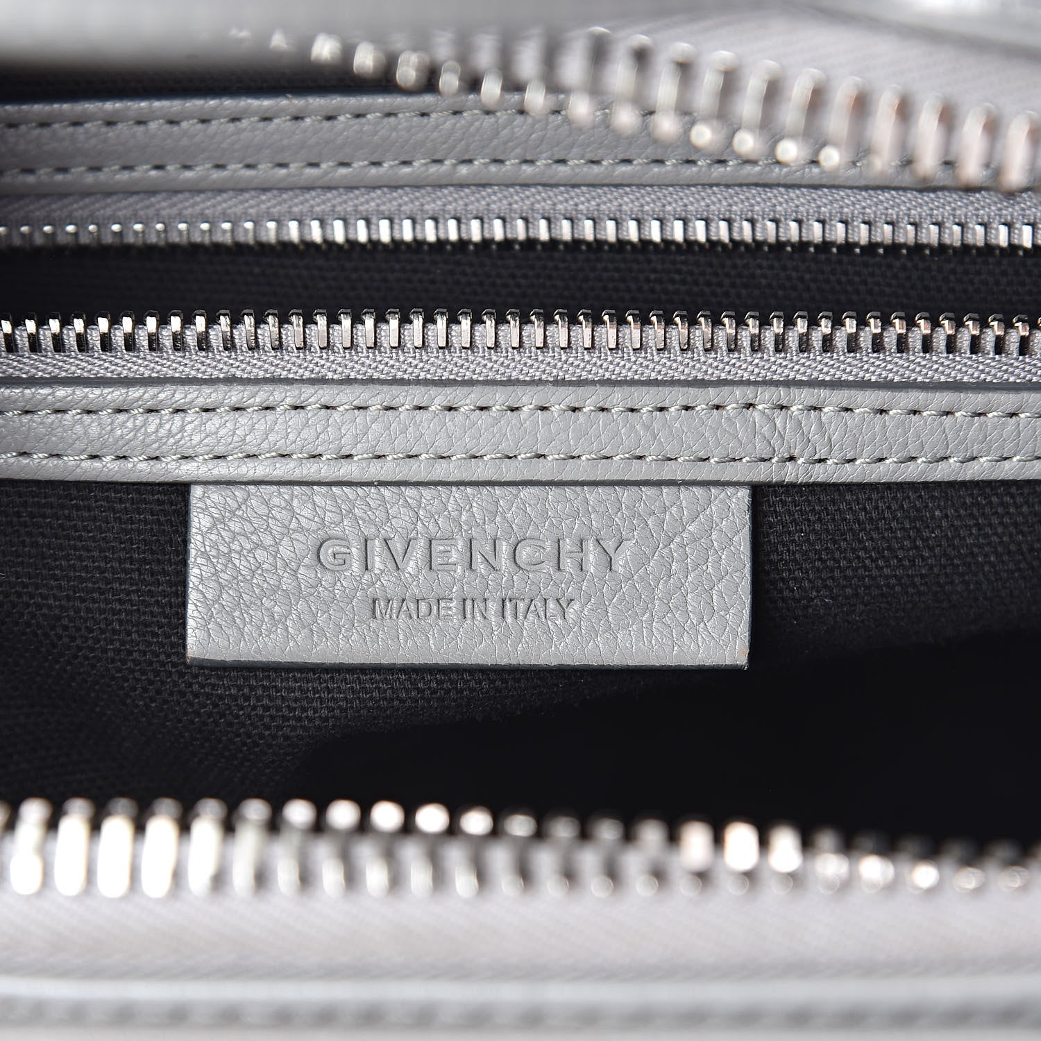 Givenchy Sugar Goatskin Small Antigona Pearl Grey 6 of 18