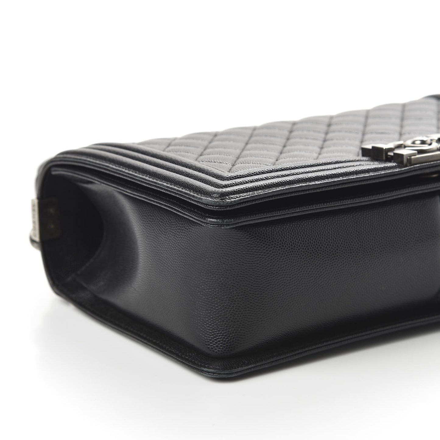 Caviar Quilted New Medium Boy Flap Black
