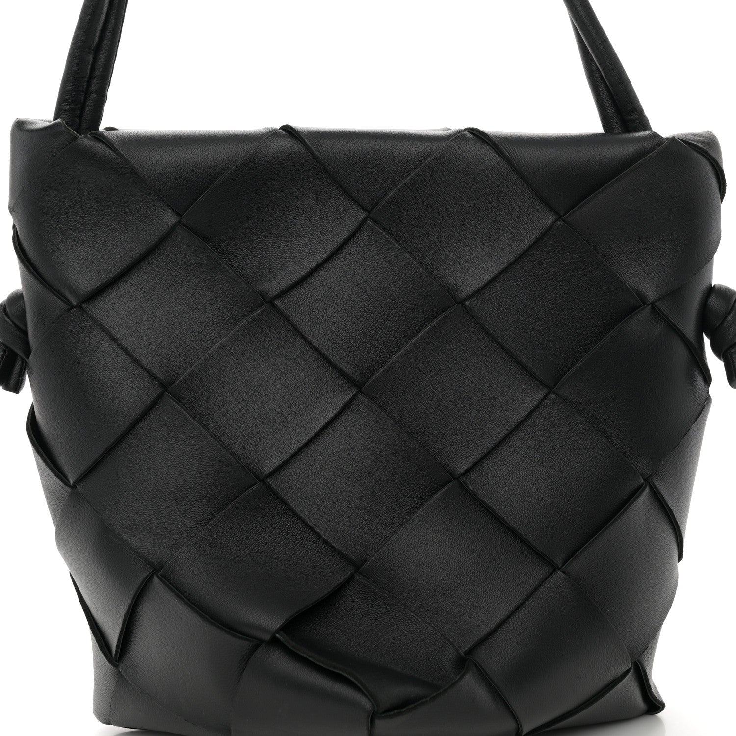 Bottega Veneta Nappa Maxi Intrecciato Clasp Bucket Bag Black 7 of 10