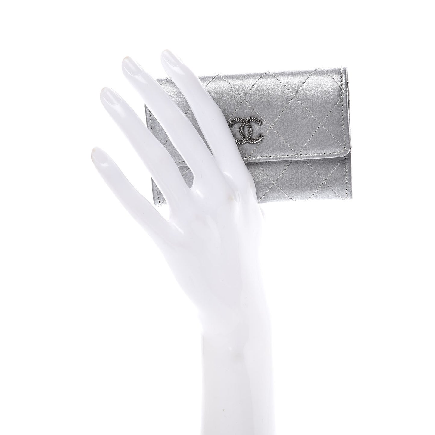 Metallic Calfskin Quilted Palette Card Holder Silver