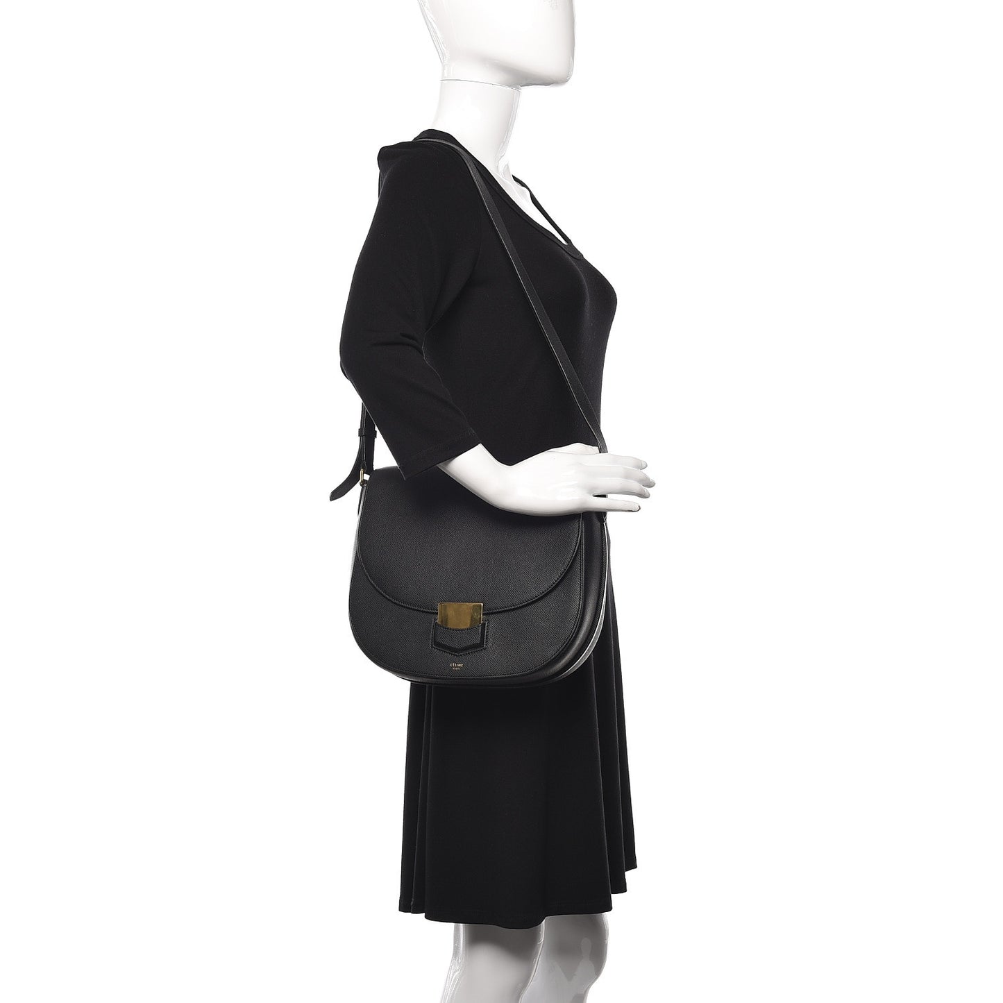 Grained Calfskin Medium Trotteur Black