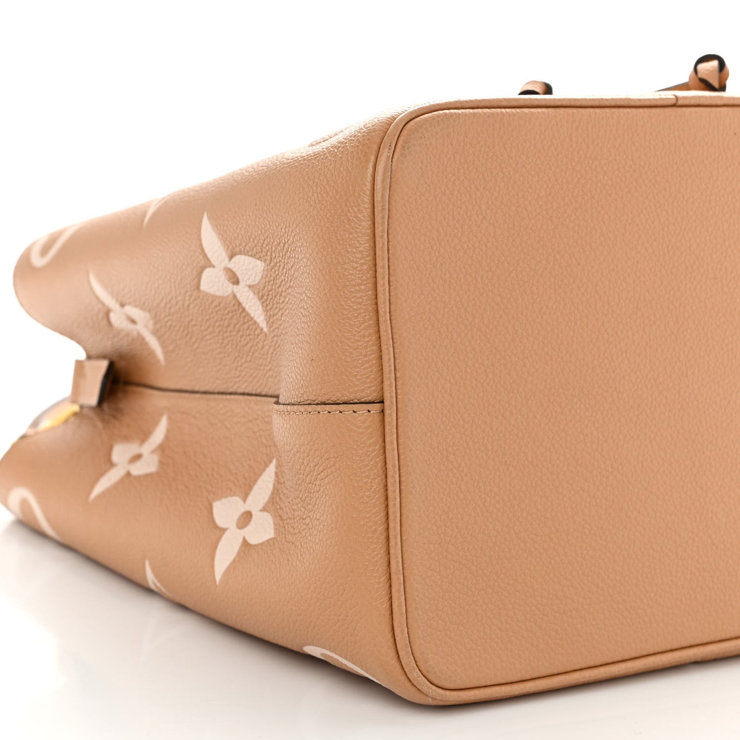 Empreinte Monogram Giant Neonoe MM Arizona Beige