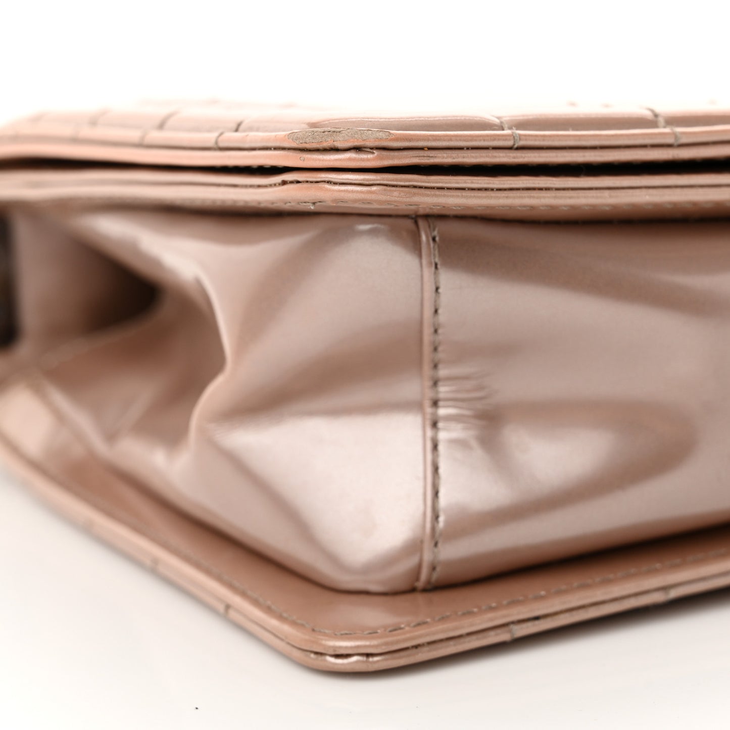 Iridescent Glazed Calfskin Medium Boy Flap Light Pink