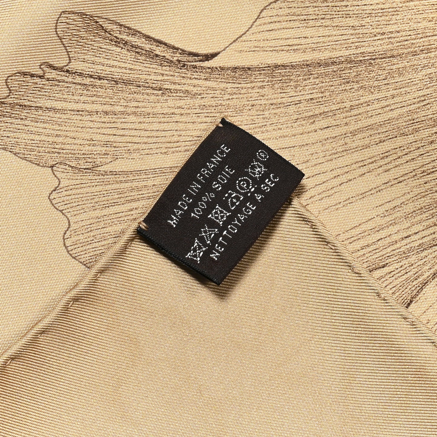 Silk A L'Ombre Des Pivoines Scarf 90 Beige Dore Marron