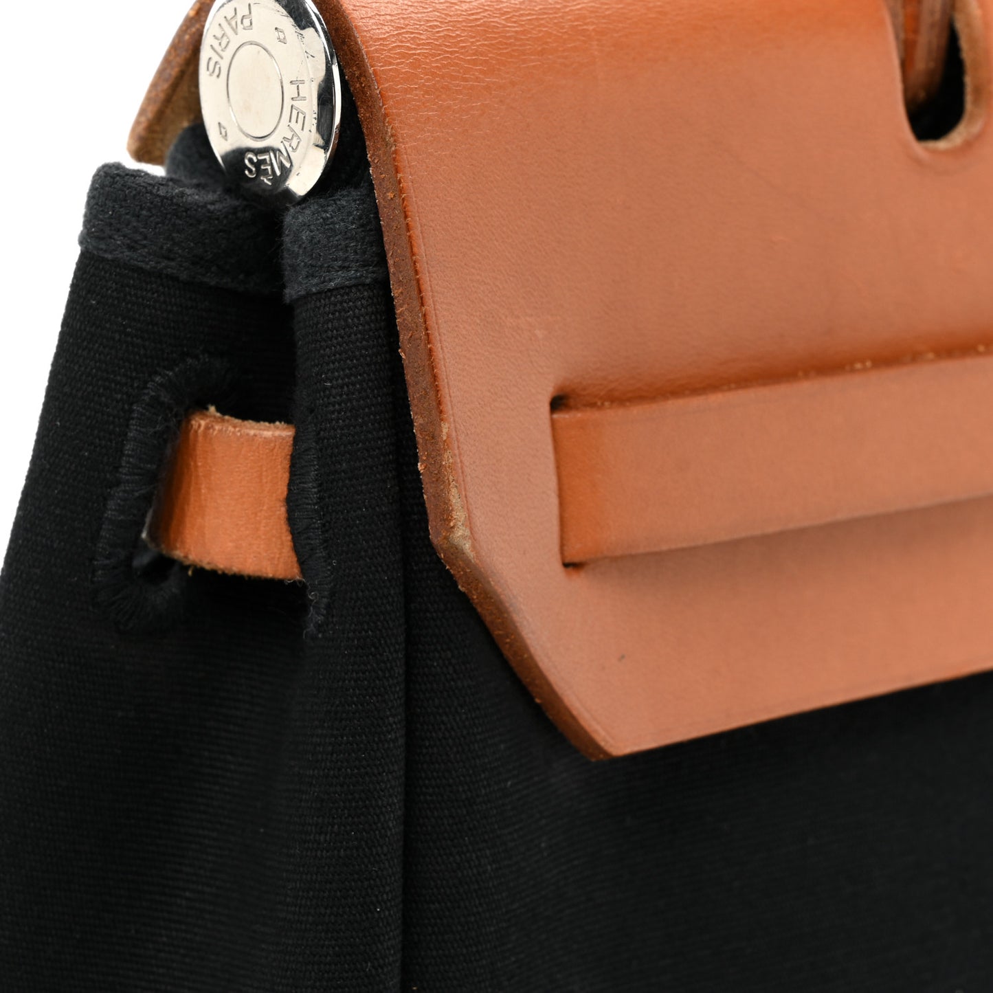 Toile Vache Calfskin Herbag 30 PM Black Natural
