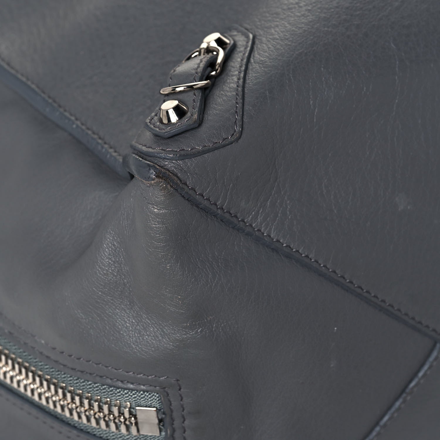 Balenciaga Veau Papier A4 Zip Around Tote Gris Metal 9 of 20