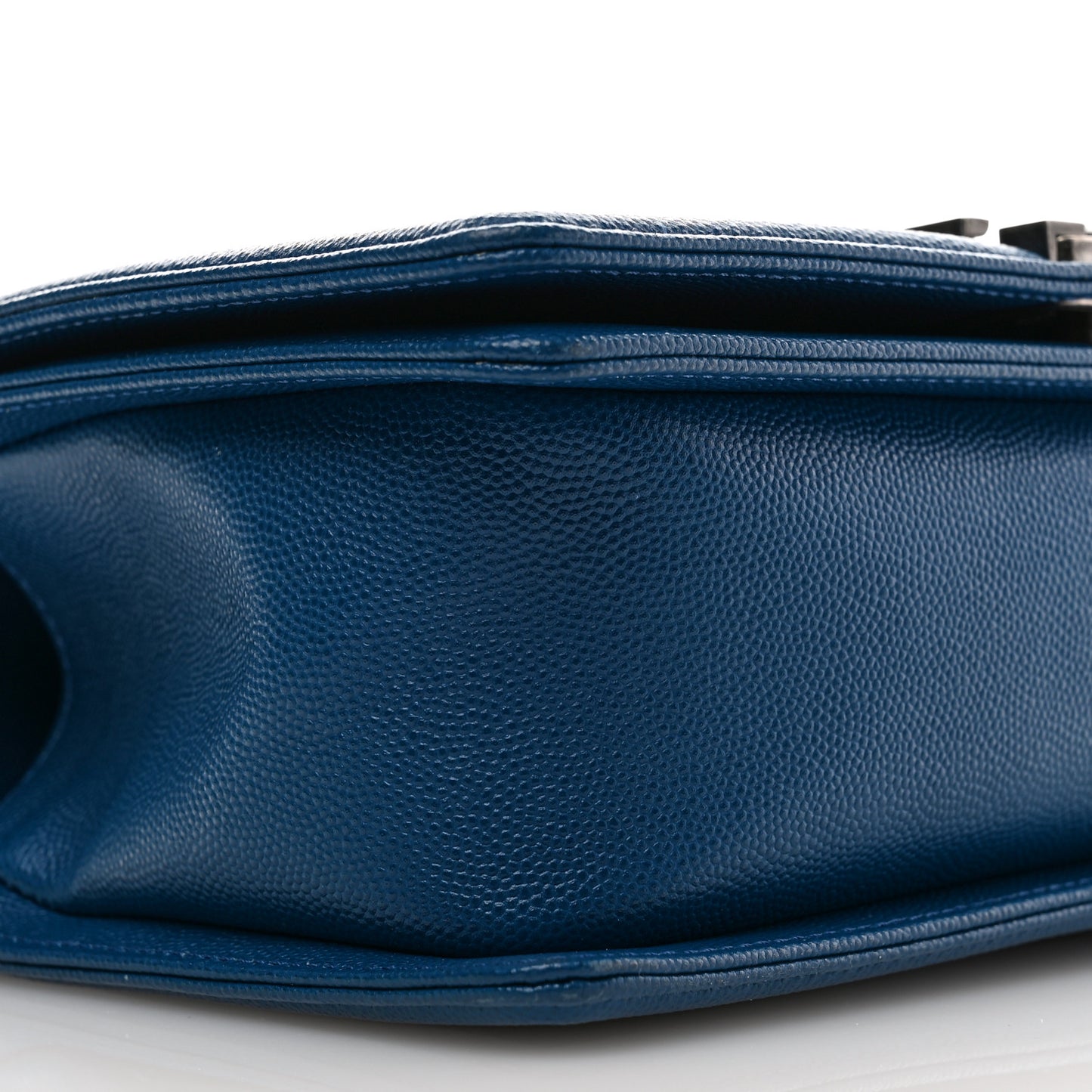 Caviar Quilted Medium Boy Flap Blue