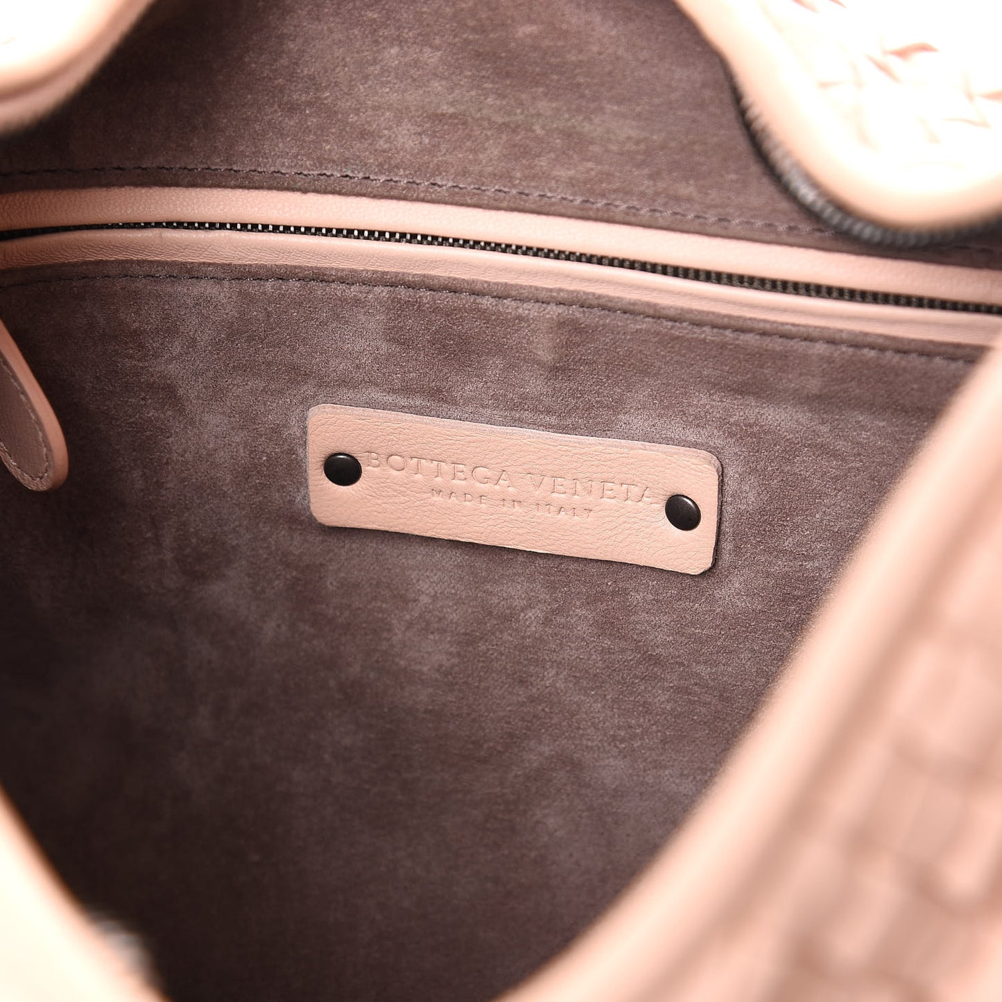 Nappa Intrecciato Medium Veneta Hobo Flamingo
