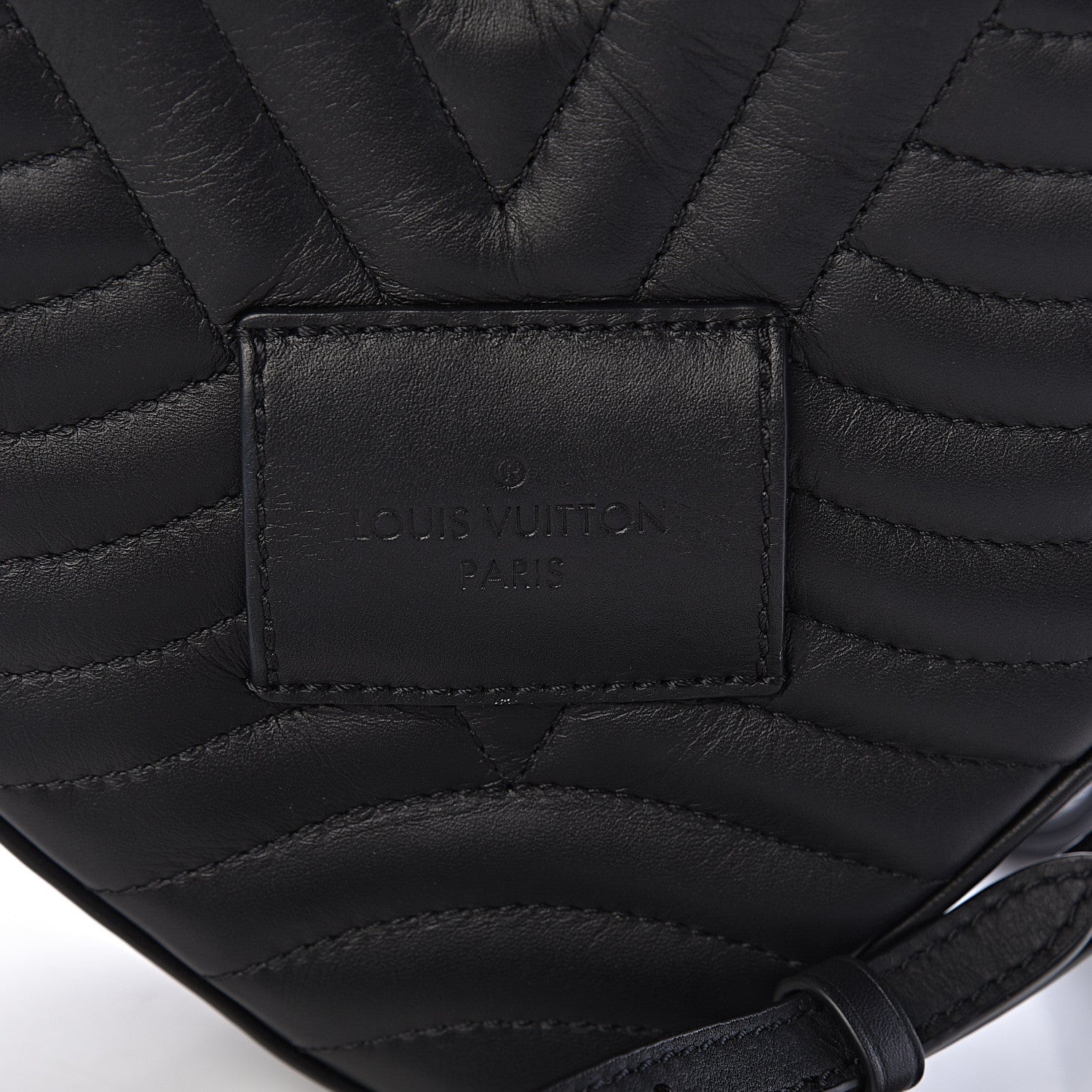 Louis Vuitton Calfskin New Wave Heart Bag Black 8 of 11