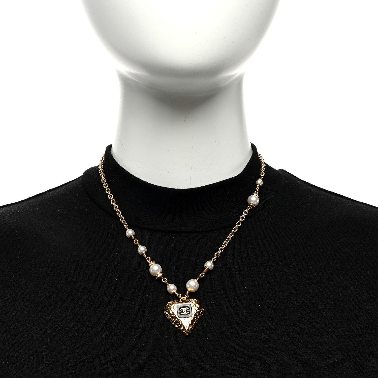 Chanel Pearl Beaded Resin Crystal CC Heart Necklace Black Gold 3 of 5