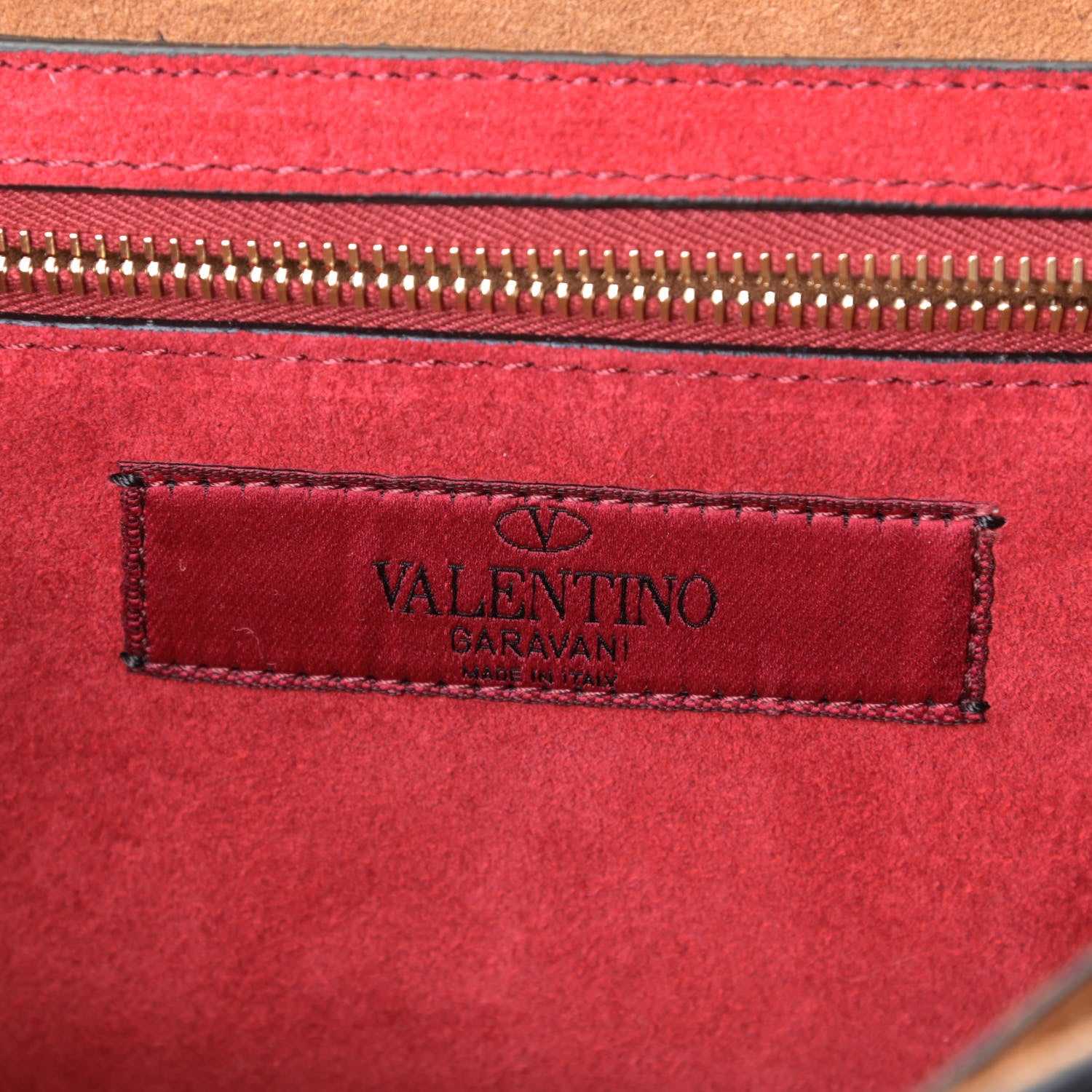 Valentino Garavani Grained Calfskin Beaded Rockstud Spike Wallet on Chain Light Cuir 6 of 6