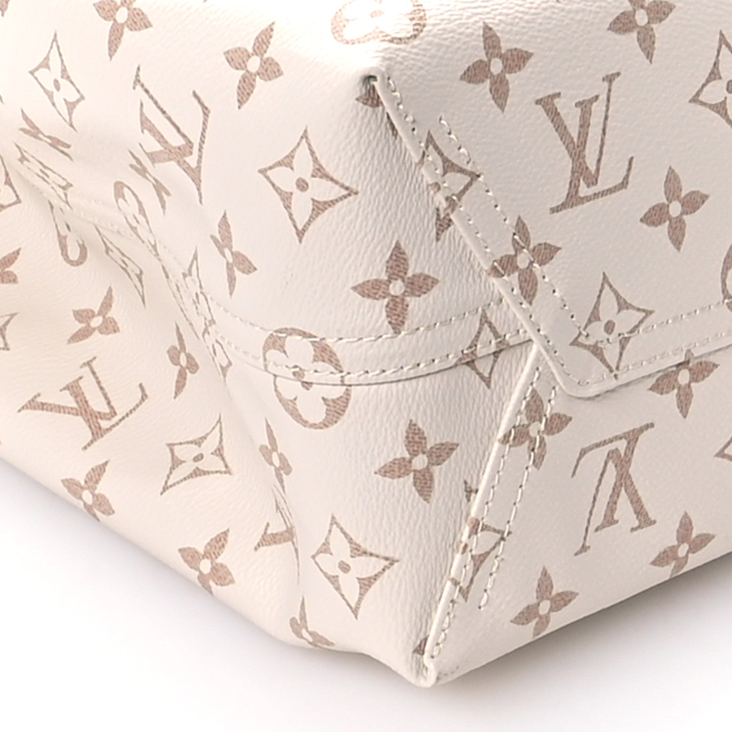 Louis Vuitton Monogram Dune Atlantis GM 9 of 10