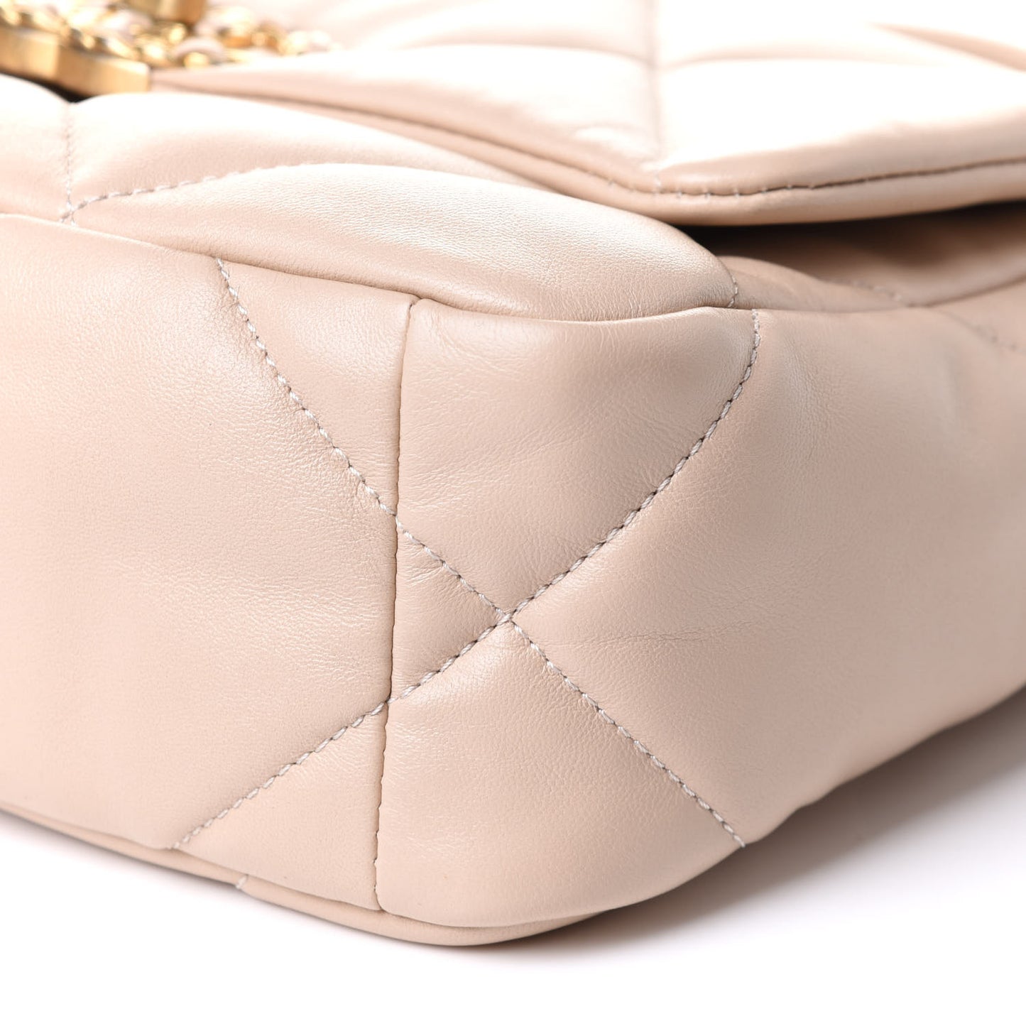 Lambskin Quilted Medium Chanel 19 Flap Beige
