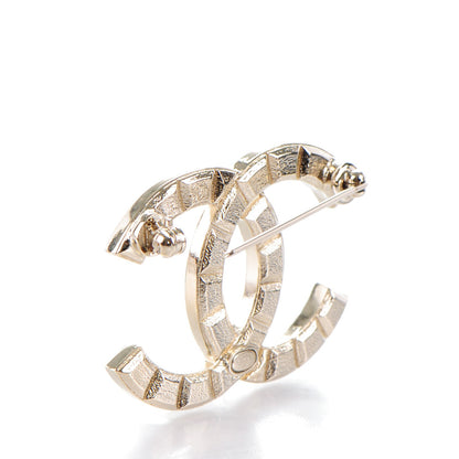 Chanel Studded CC Pin Brooch Gold 3 of 5