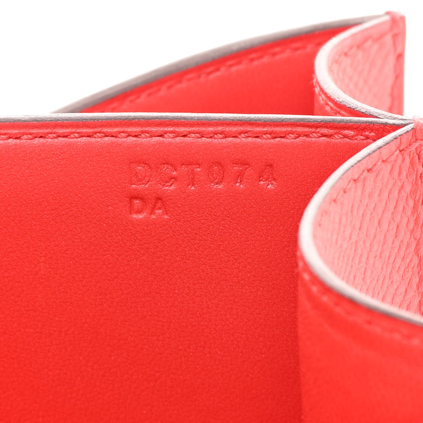 Epsom Constance 24 Rouge Casaque