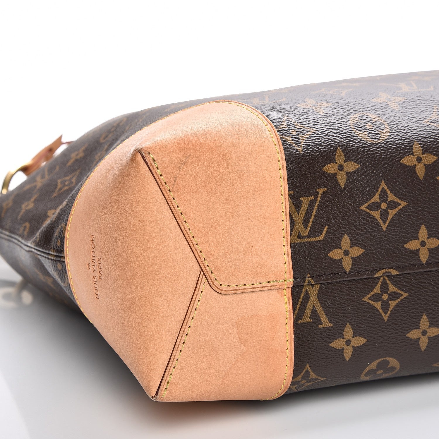 Louis Vuitton Monogram Berri MM 10 of 13