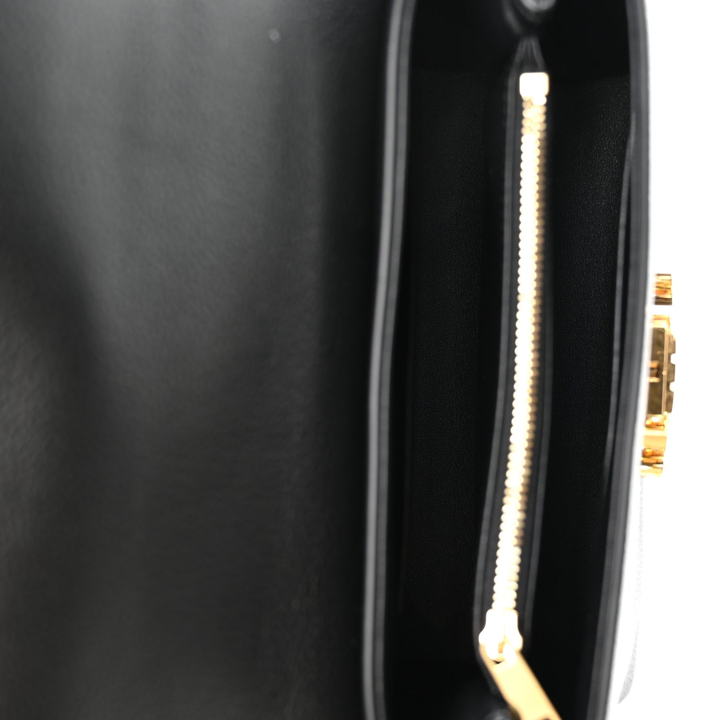 Supple Calfskin Teen Nino Black