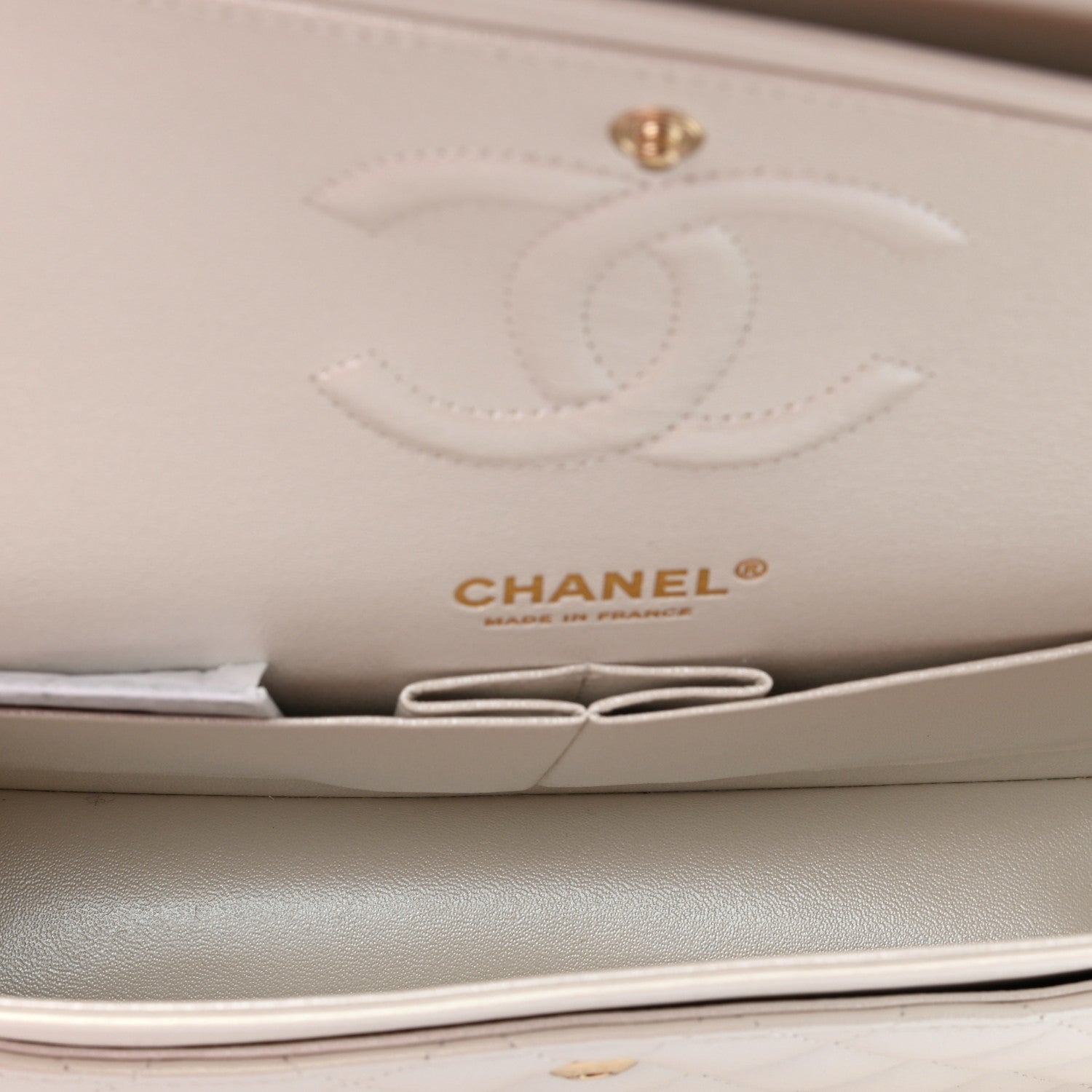 Chanel Iridescent Calfskin Quilted Medium Double Flap White 5 of 10