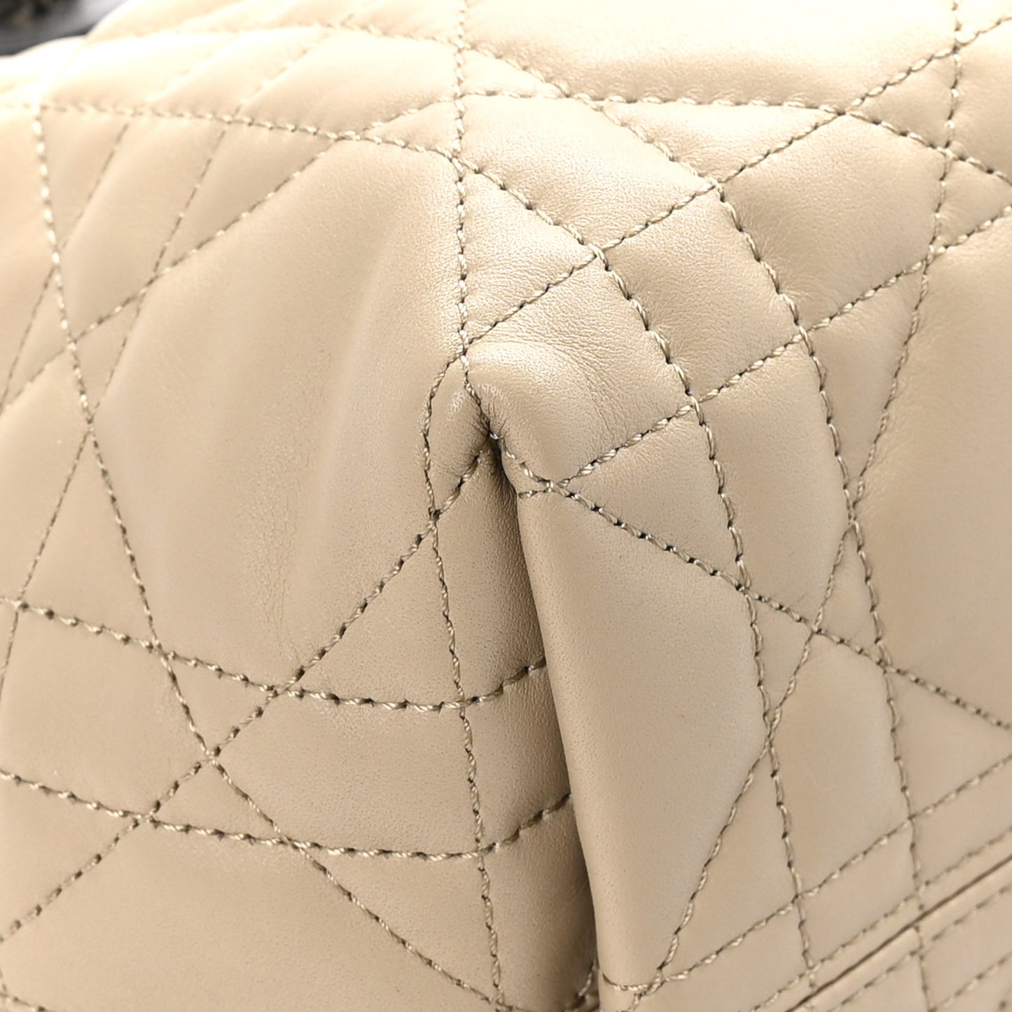 Calfskin Macrocannage Small Toujours Beige