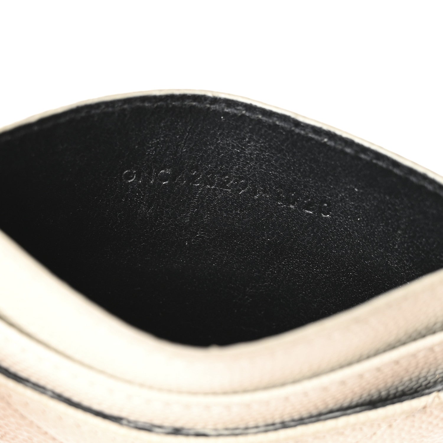 Saint Laurent Grain De Poudre Matelasse Chevron Monogram Credit Card Case Crema Soft 7 of 10