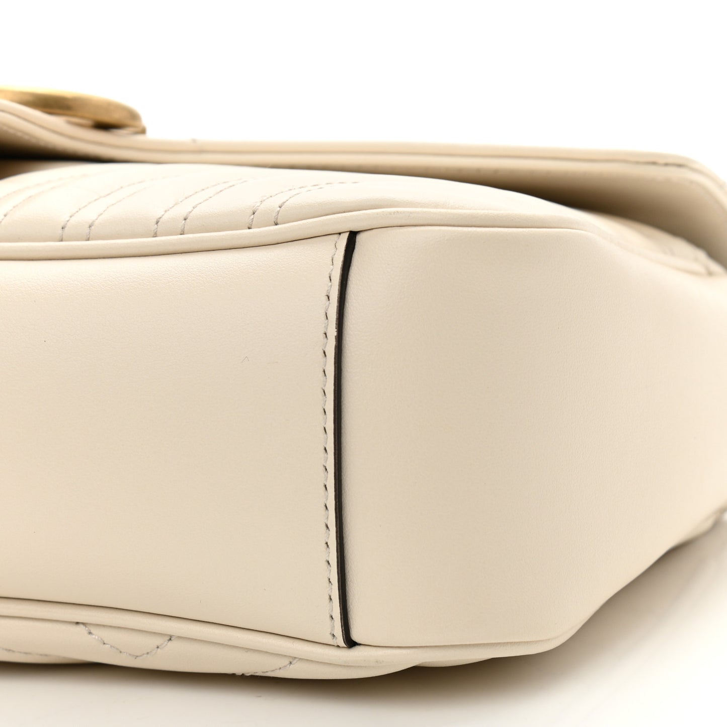 Calfskin Matelasse Small GG Marmont Shoulder Bag White