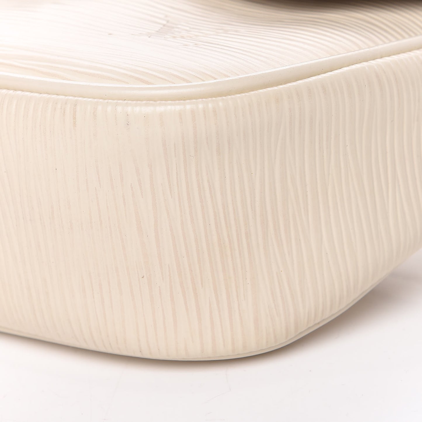 Epi Montaigne Clutch Ivory