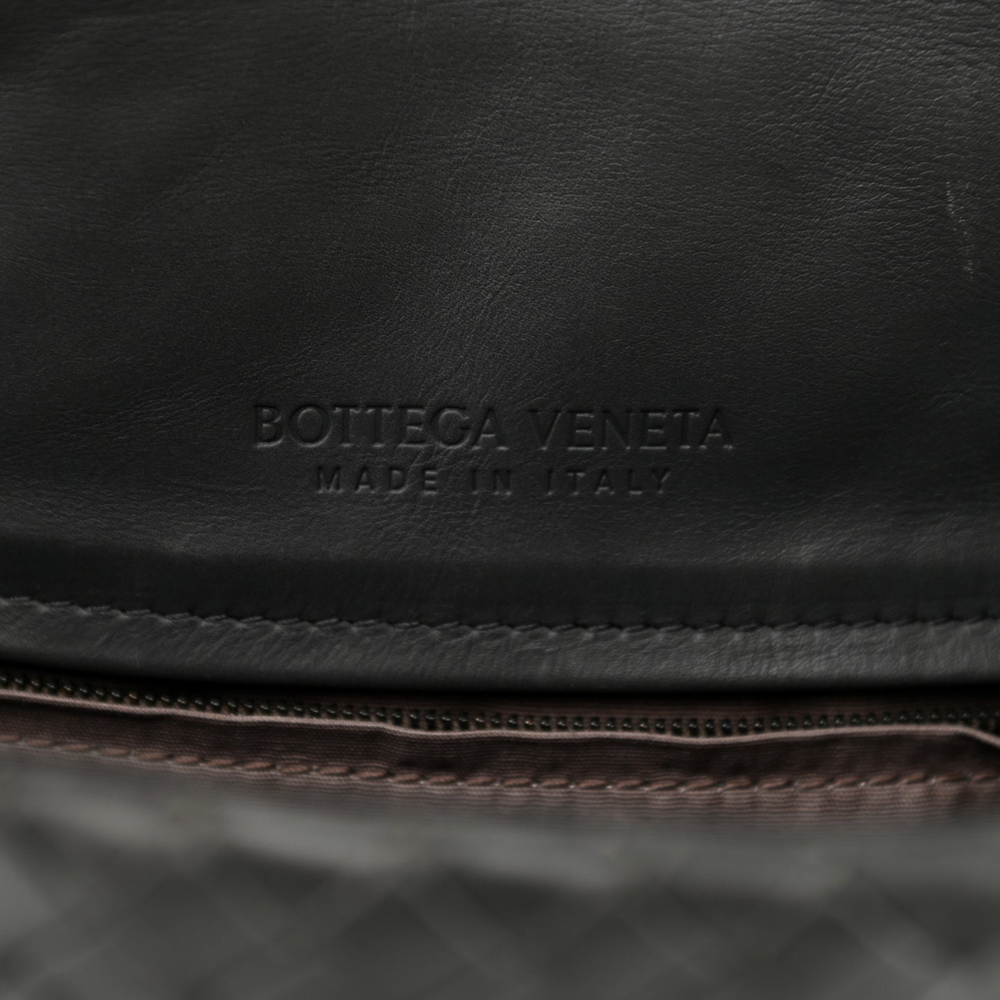 Nappa Intrecciato Message Bag Grey