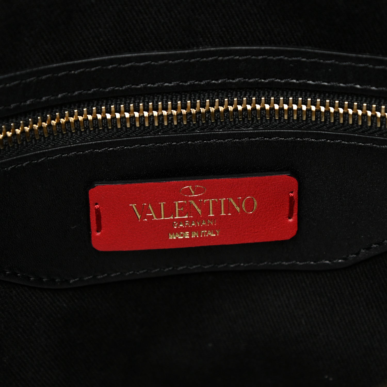 Valentino Garavani Vitello Lovestud Shoulder Bag Black 6 of 19