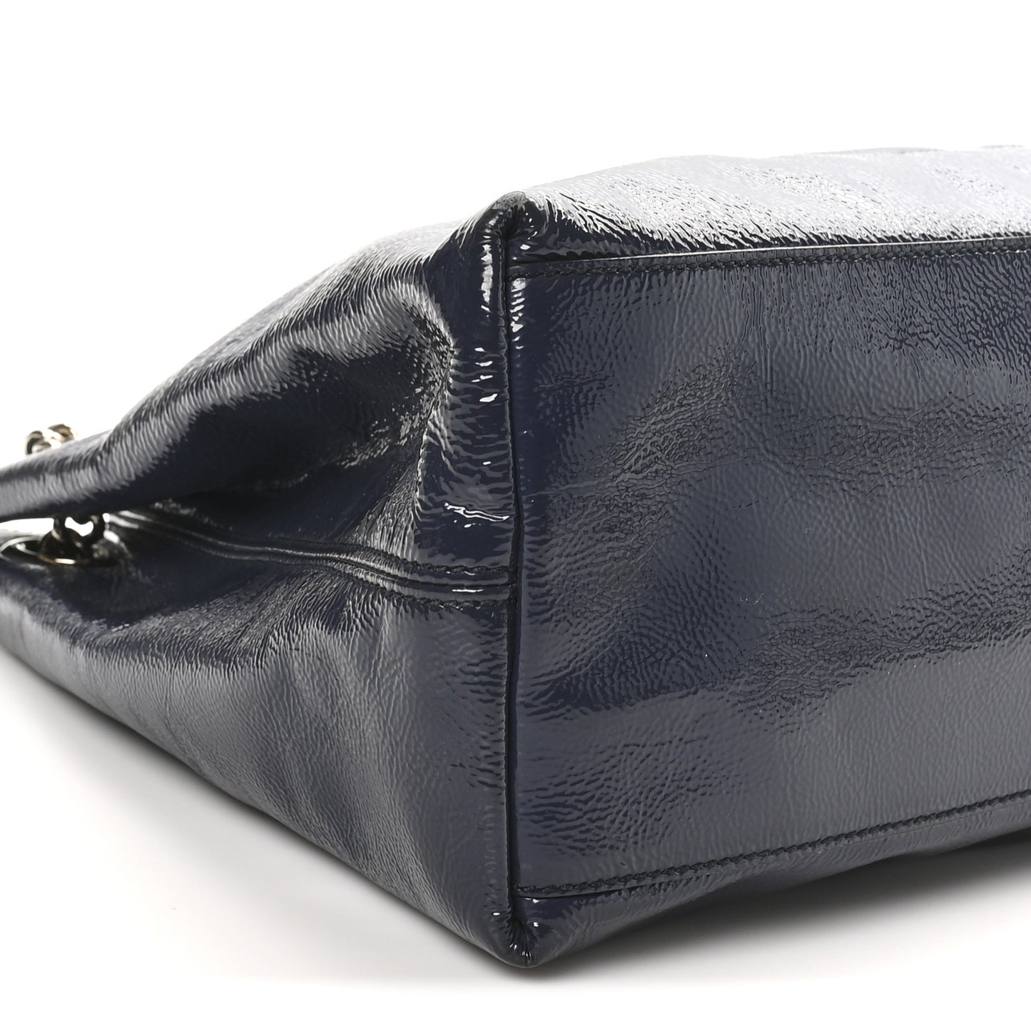 Vernice Naplack  Medium Soho Chain Shoulder Bag Uniform Blue