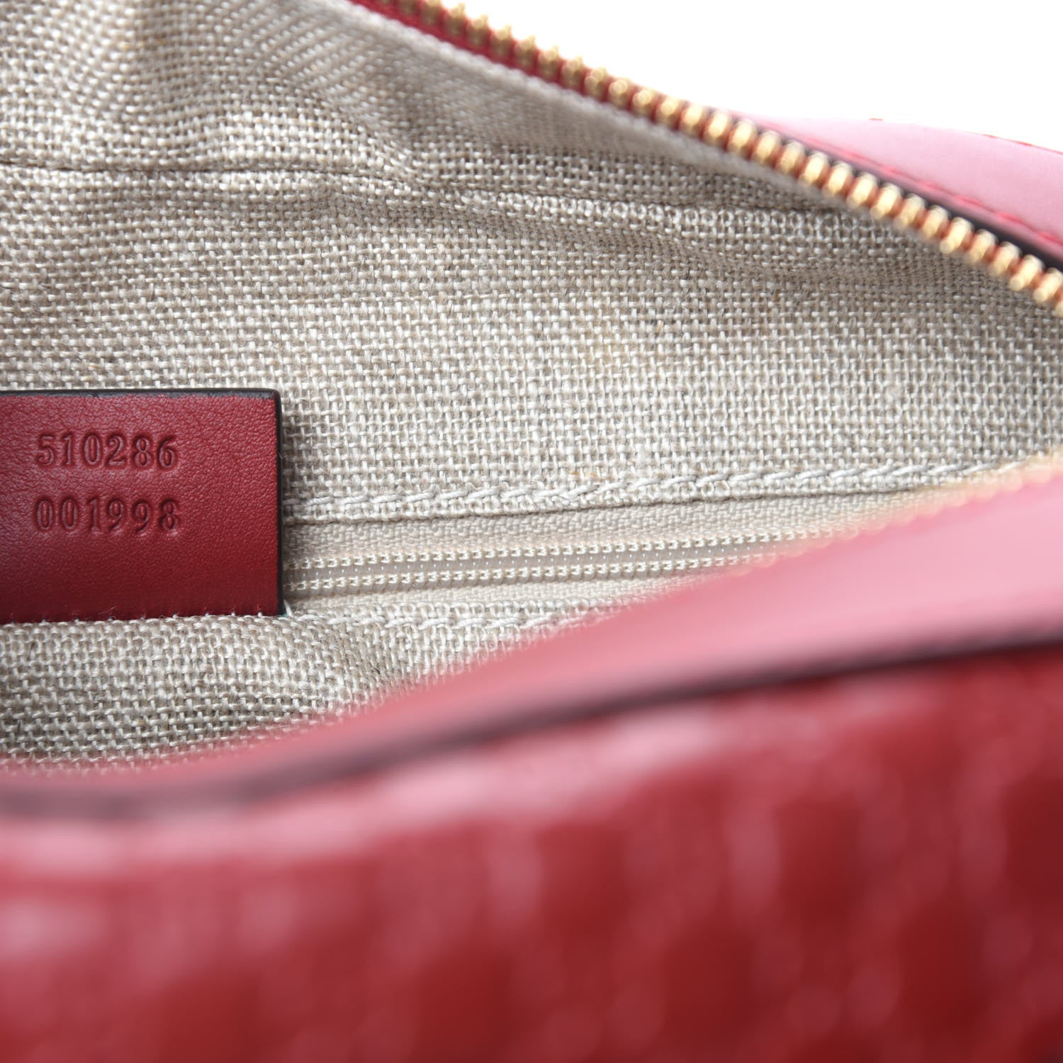 Gucci Soft Microguccissima Medium Crossbody Bag Rosso 9 of 10