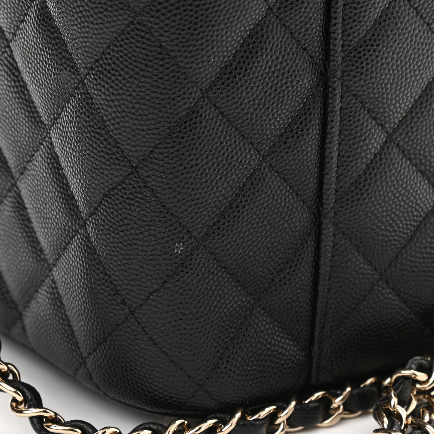Caviar Quilted Small Top Handle Vanity Case With Chain Black