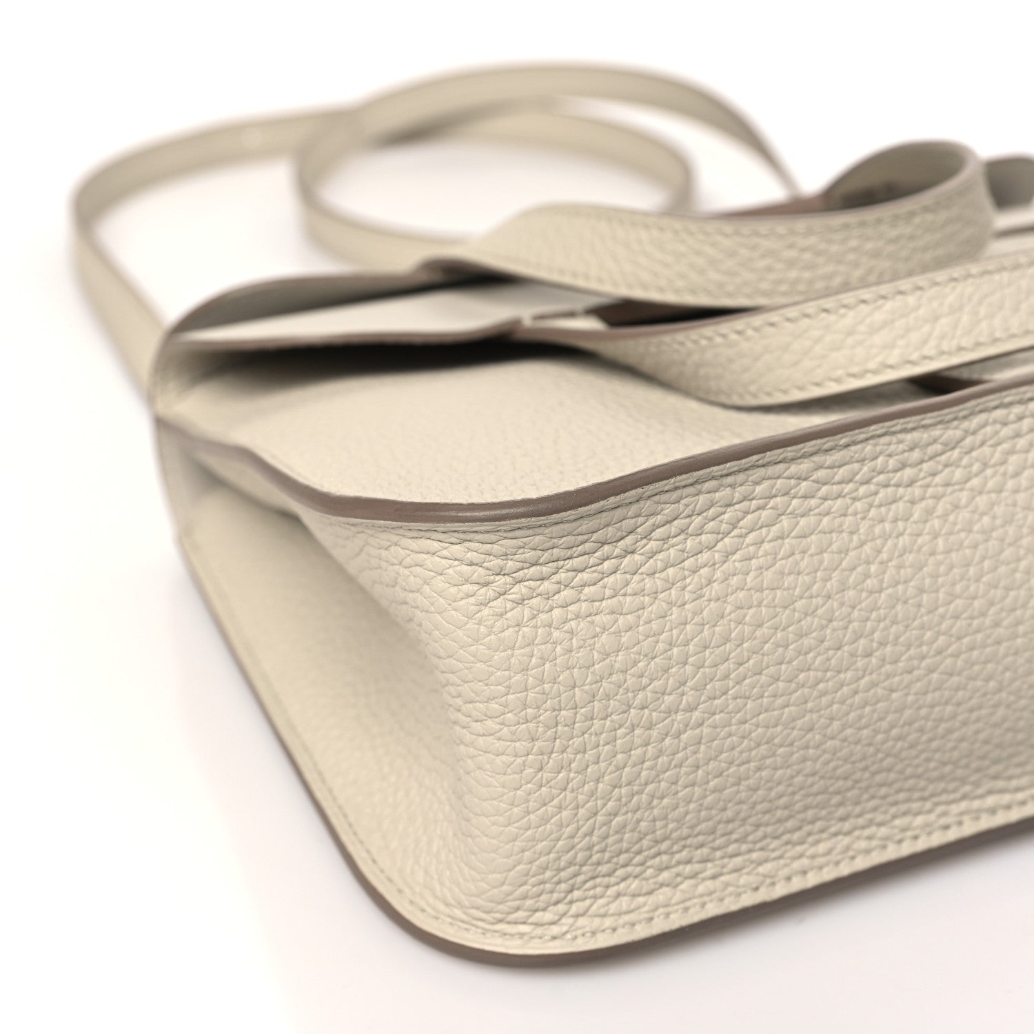 Hermes Taurillon Clemence Halzan 25 Halzan Beton 9 of 11