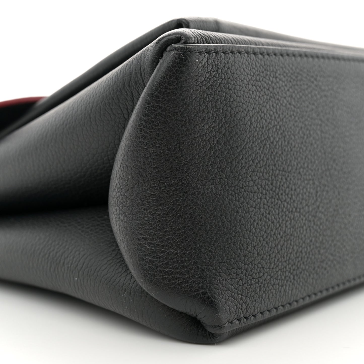 Soft Calfskin My Lockme Rivets Black