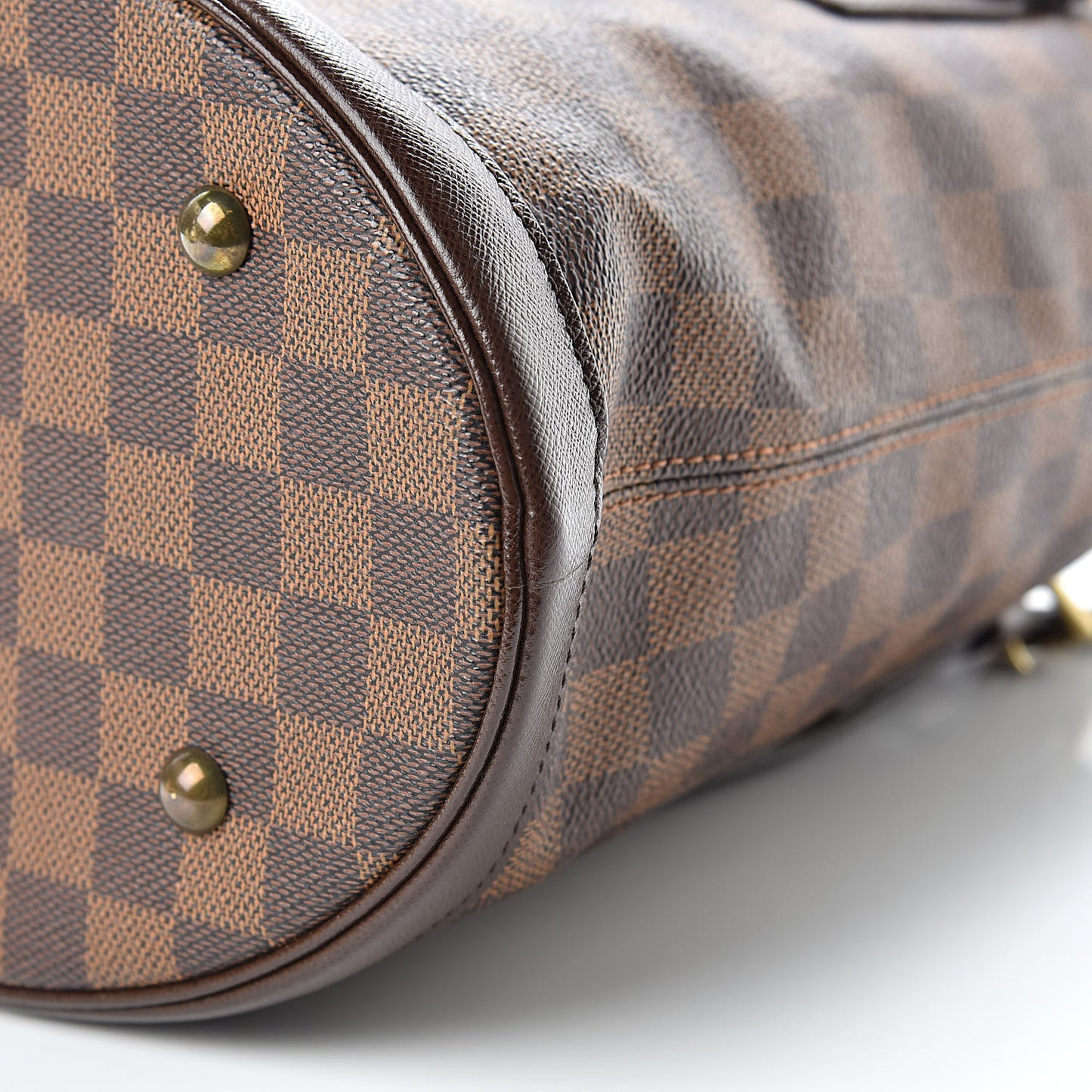 Damier Ebene Marais Bucket 23