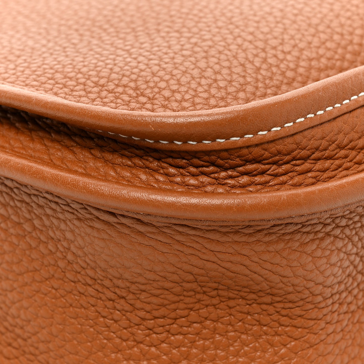 Taurillon Clemence Evelyne III PM Gold