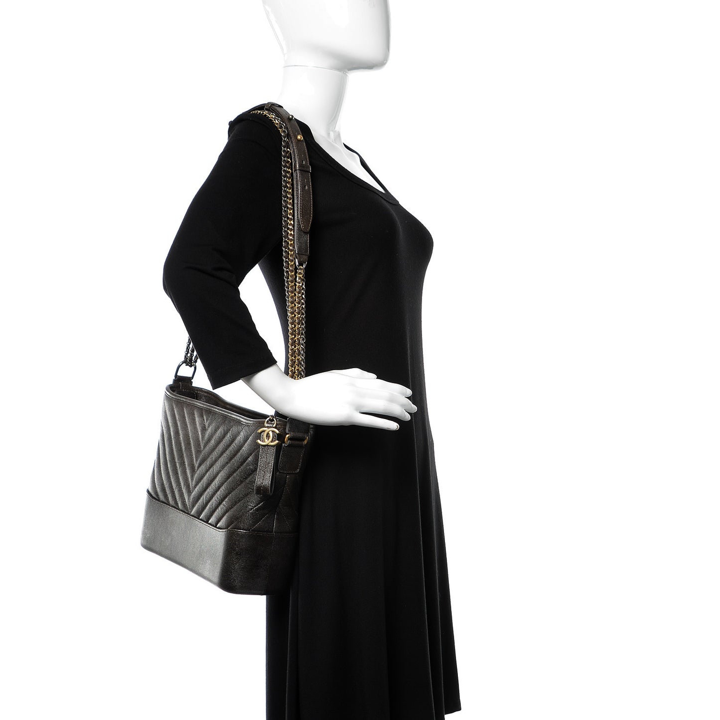 Metallic Caviar Chevron Quilted Medium Gabrielle Hobo Dark Silver Gold