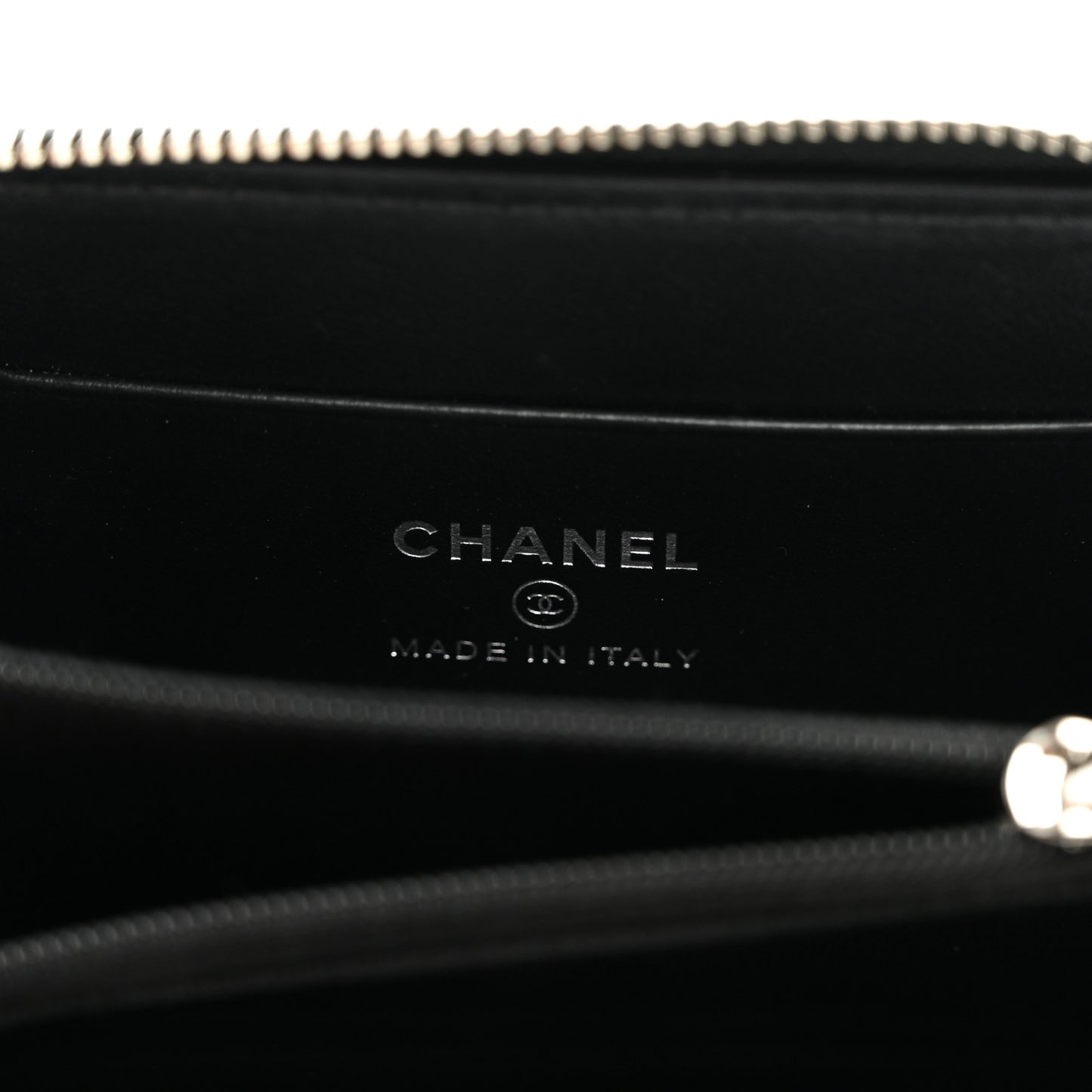 Caviar Quilted Chanel 19 Zip Around Coin Purse Wallet Black White