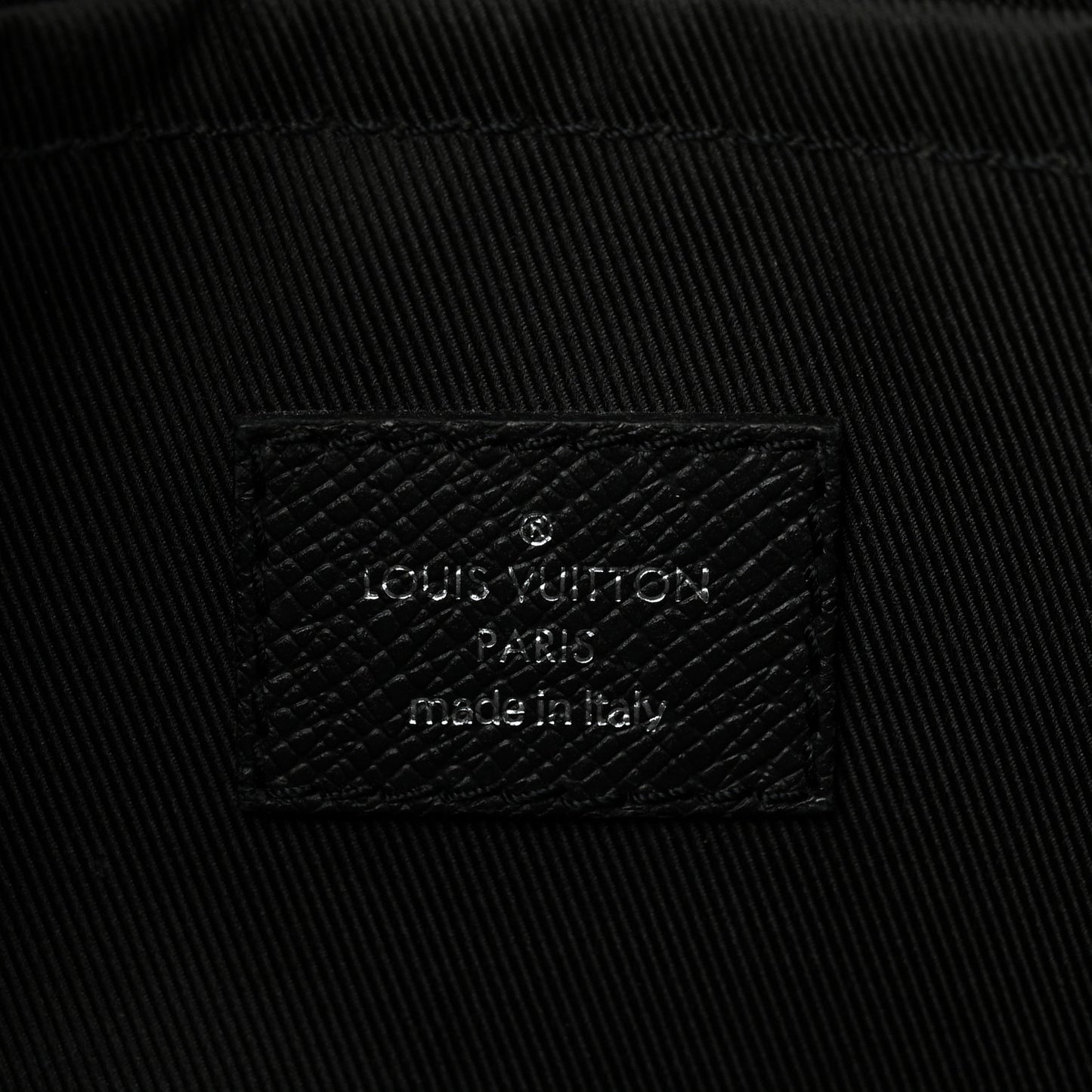 Taiga Monogram Eclipse Outdoor Messenger Black