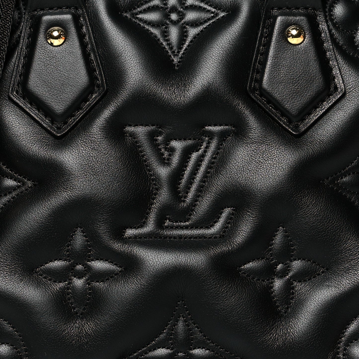 Calfskin Bubblegram Alma BB Black