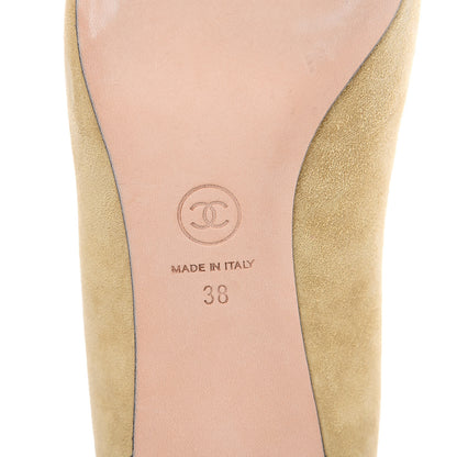 Chanel Kid Suede Grosgrain Cap Toe Pumps 38 Beige Black 7 of 11