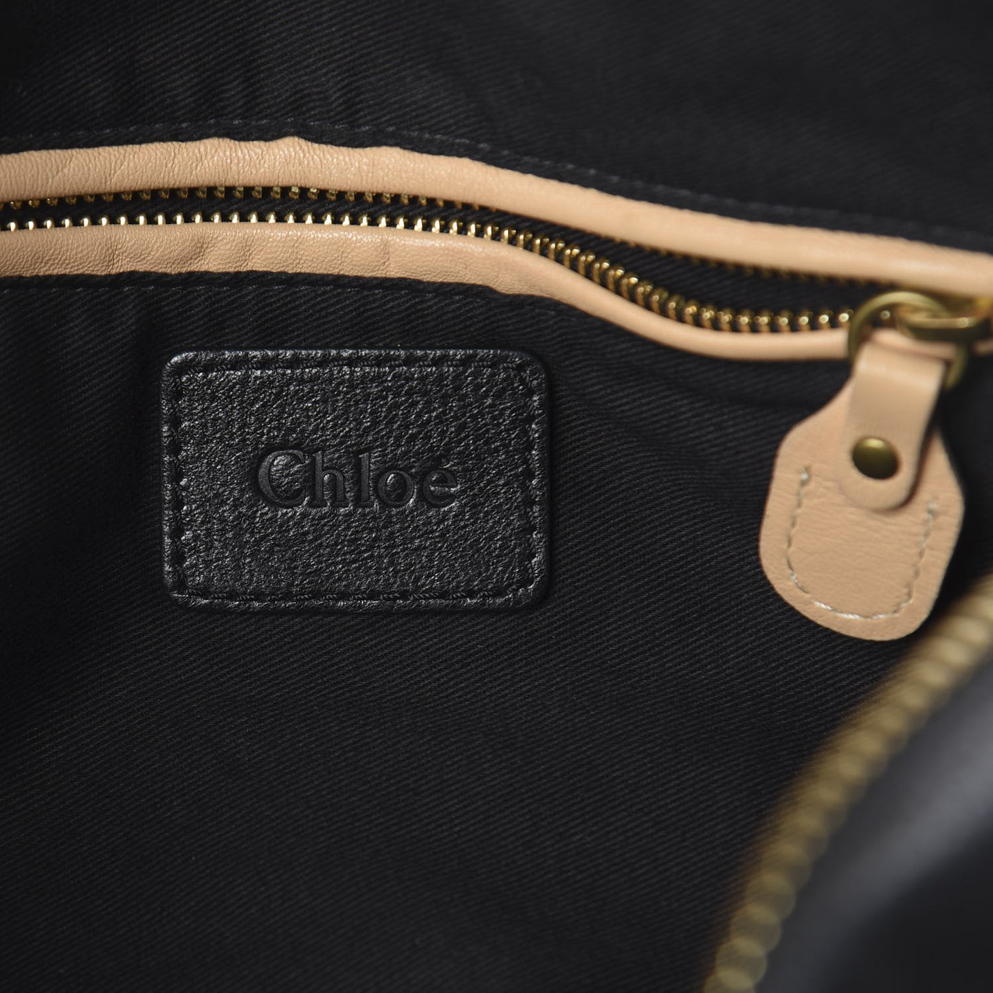 Calfskin Medium Paraty Black
