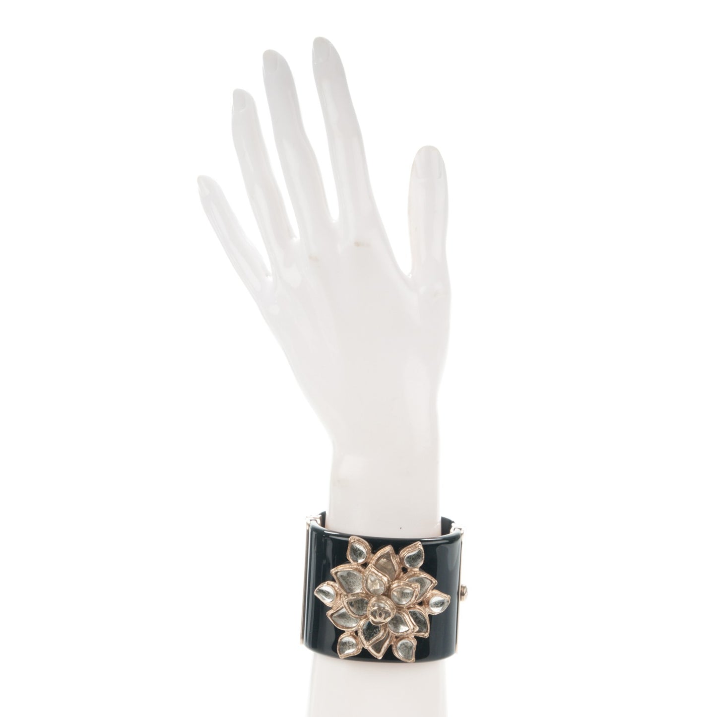 Resin Gripoix Camellia Cuff Black