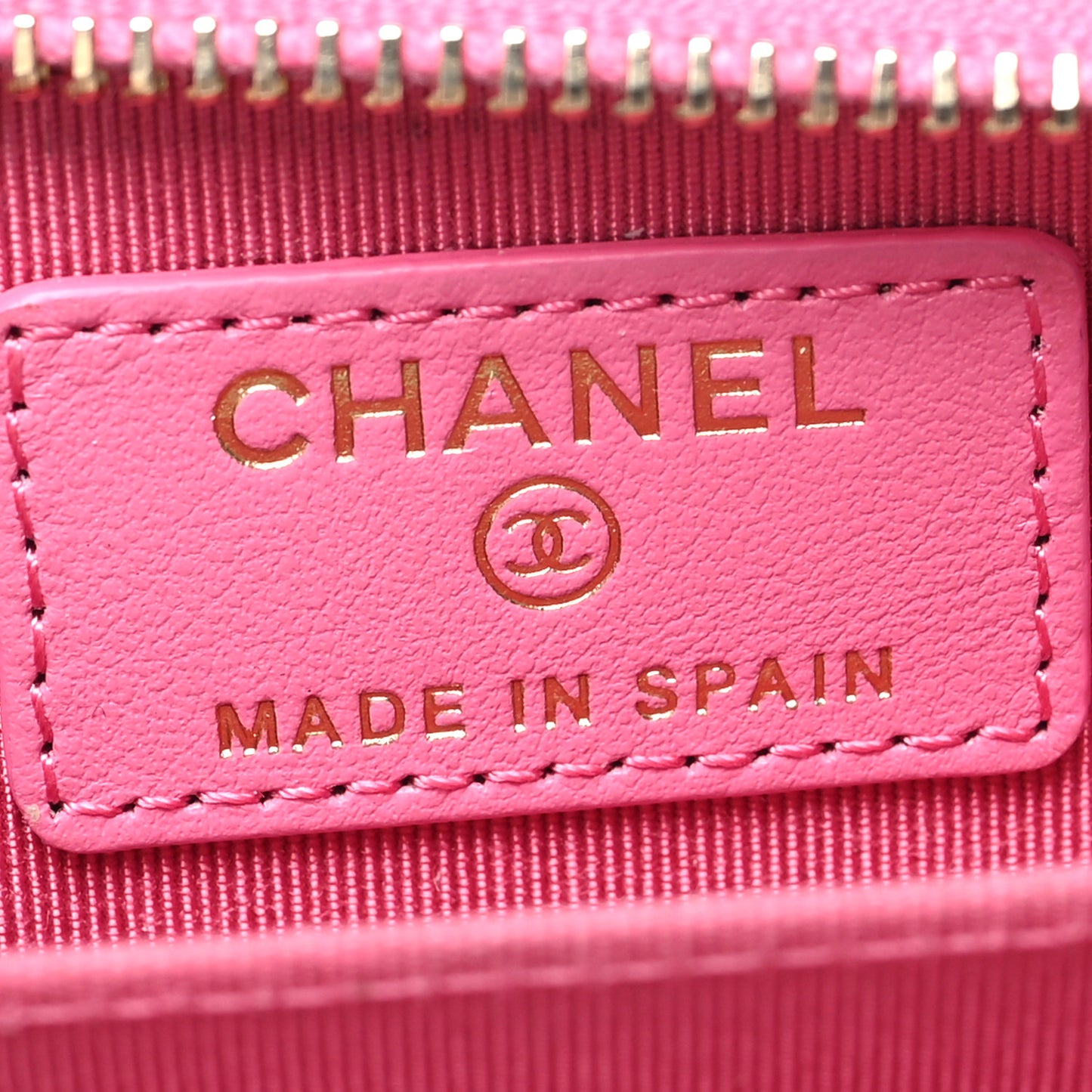Caviar Quilted Zip Coin Purse Pink