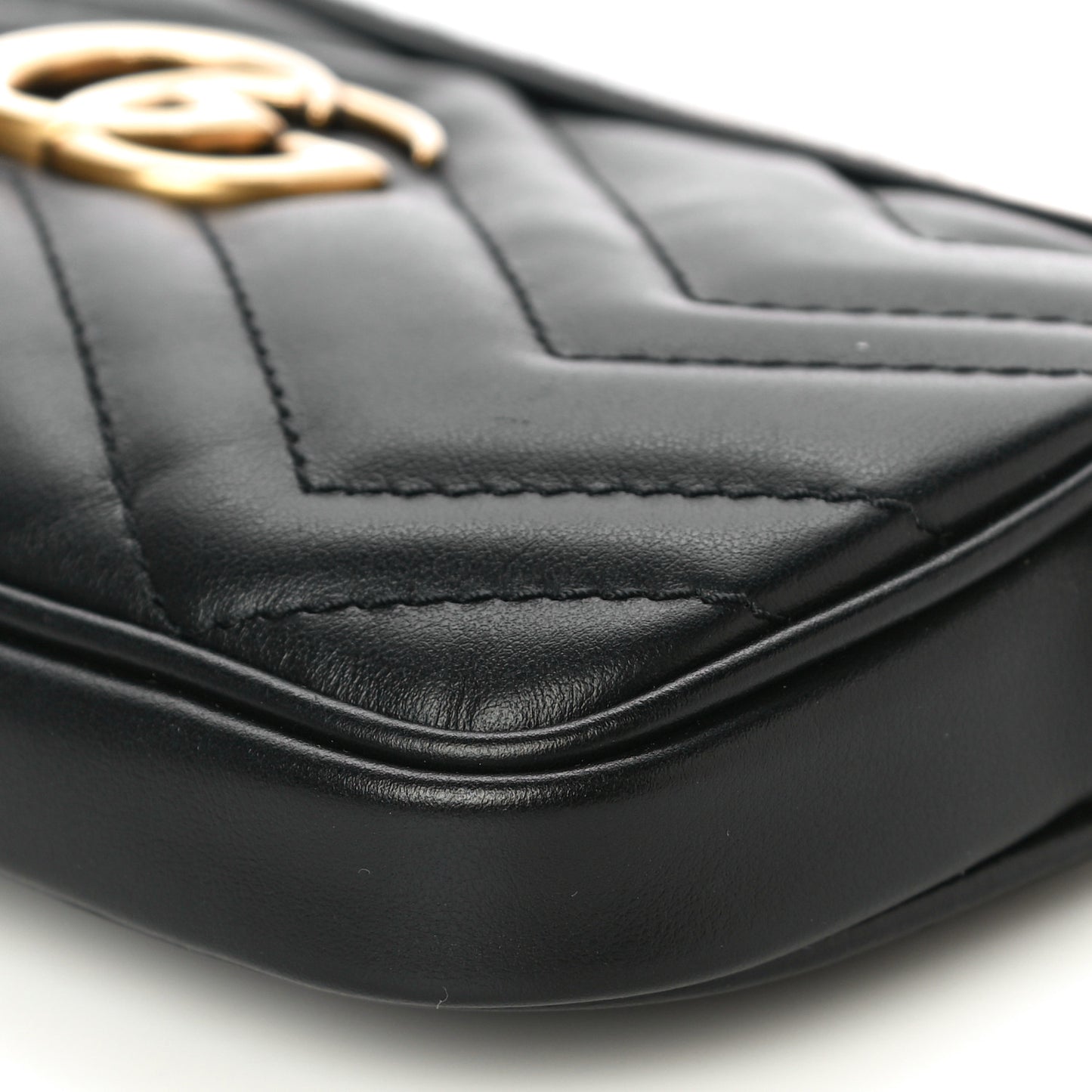Calfskin Matelasse Mini GG Marmont Chain Crossbody Bag Black