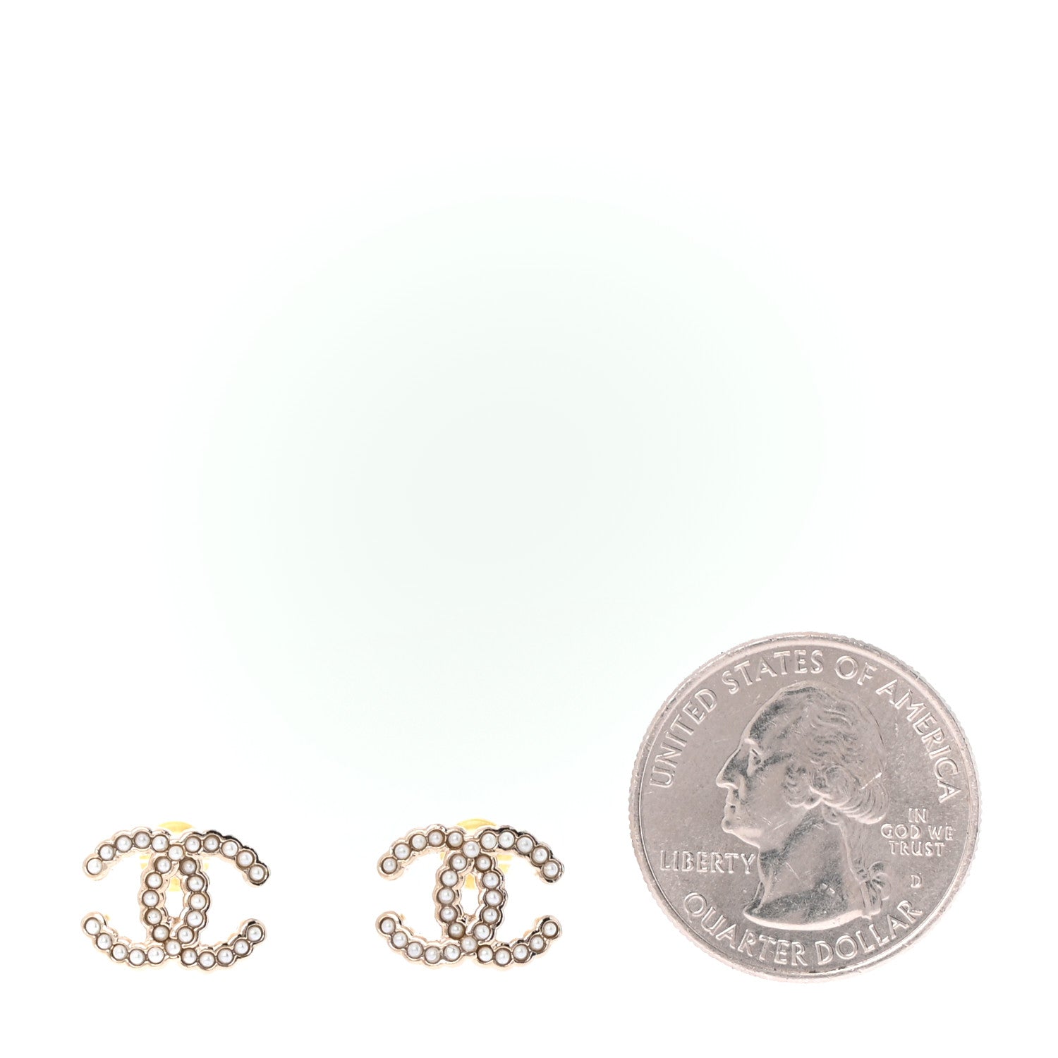 Chanel Pearl CC Earrings Gold 2 of 4