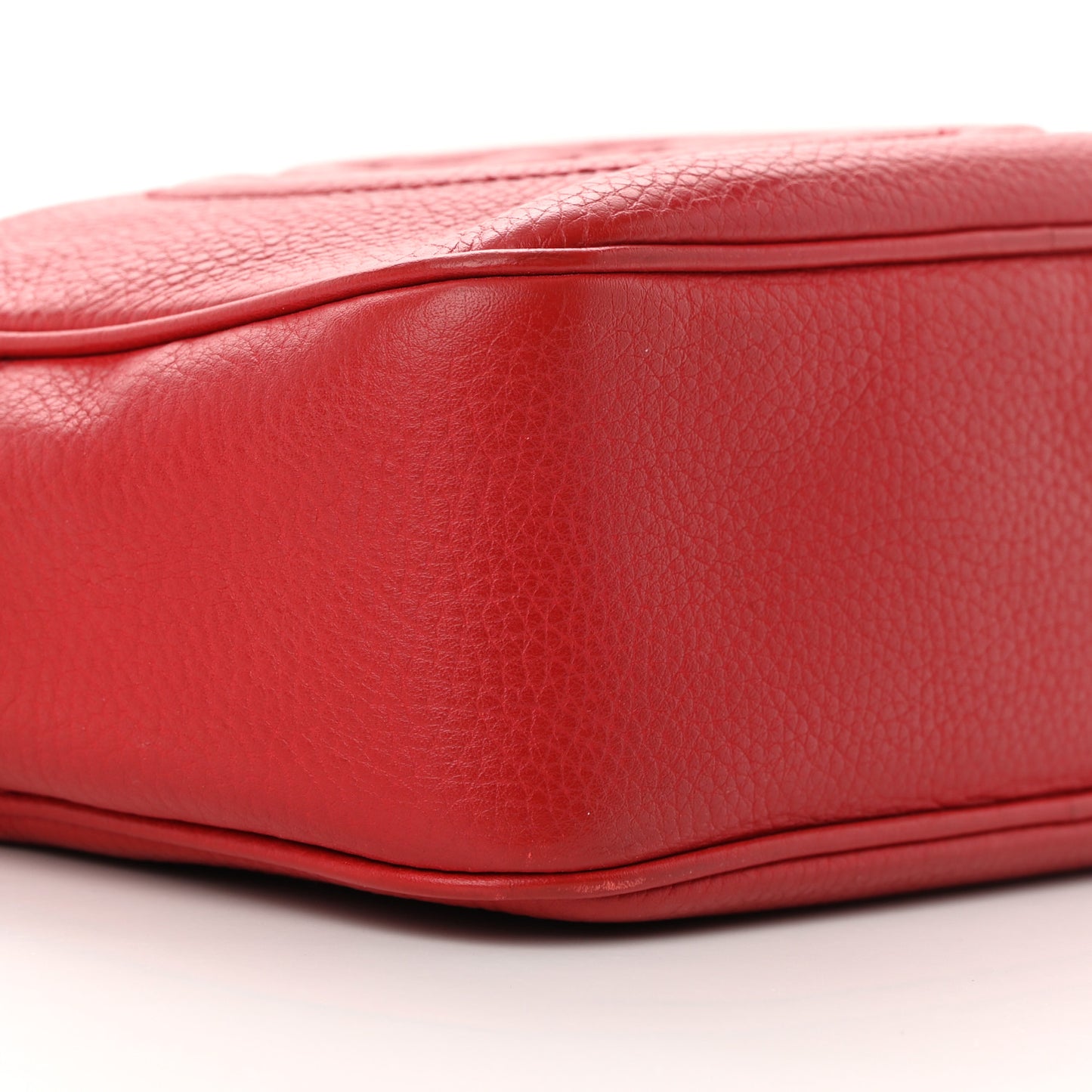Pebbled Calfskin Small Soho Disco Bag Tabasco Red