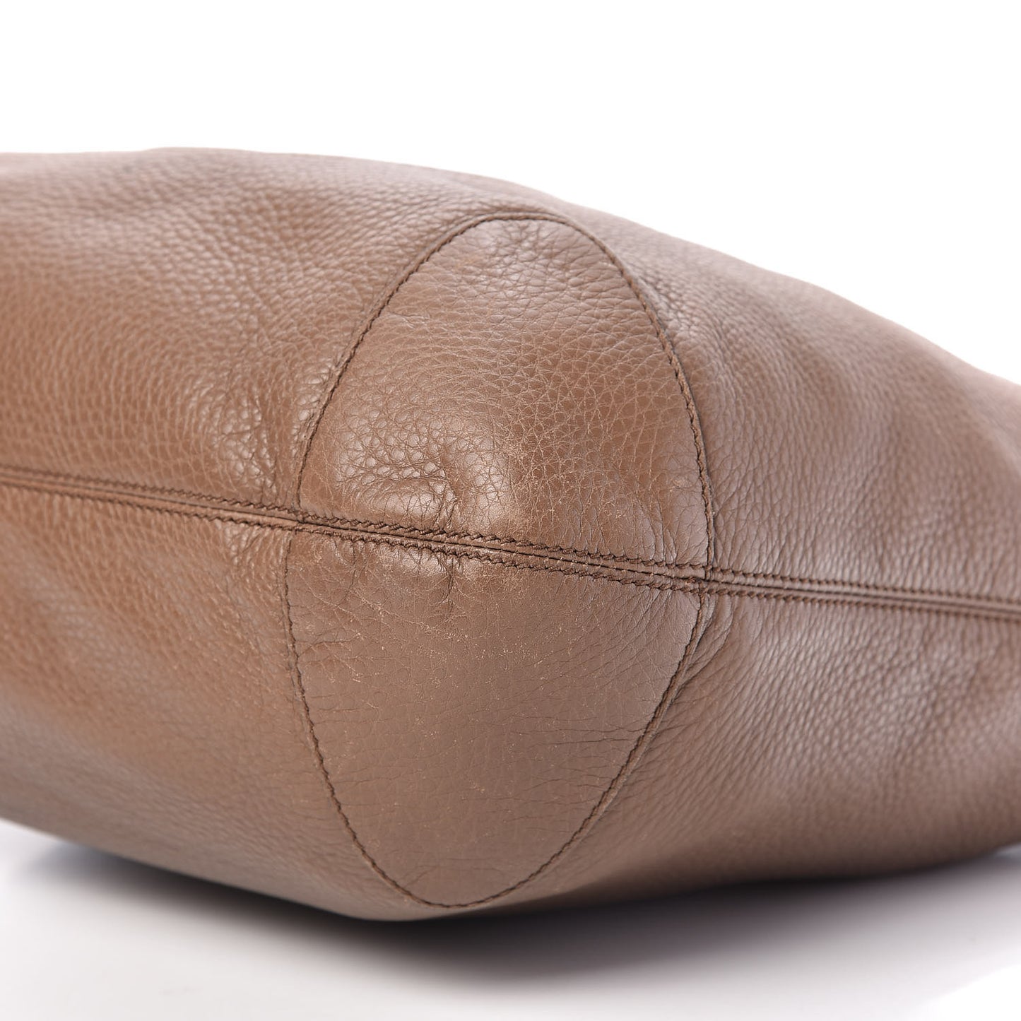 Cellarius Calfskin Medium Soho Chain Hobo Acero